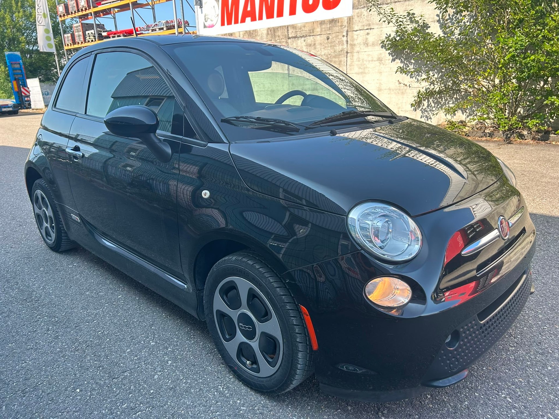 FIAT 500e-image-2