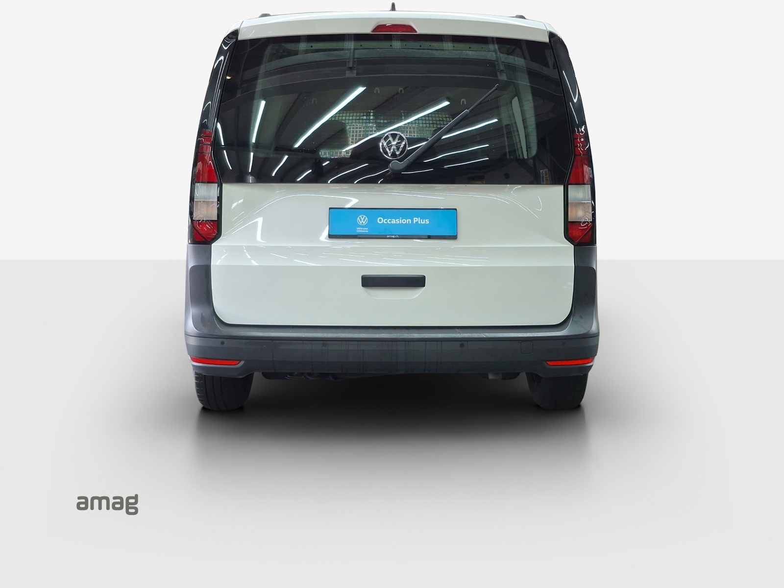 VW Caddy Cargo 2.0TDI-image-3