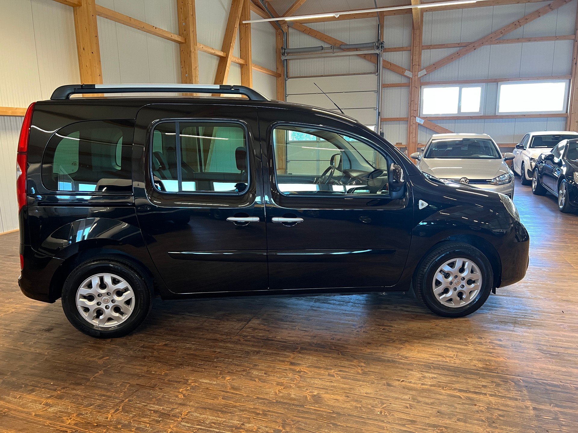 RENAULT Kangoo 1.6 16V Expression Automatic-image-3