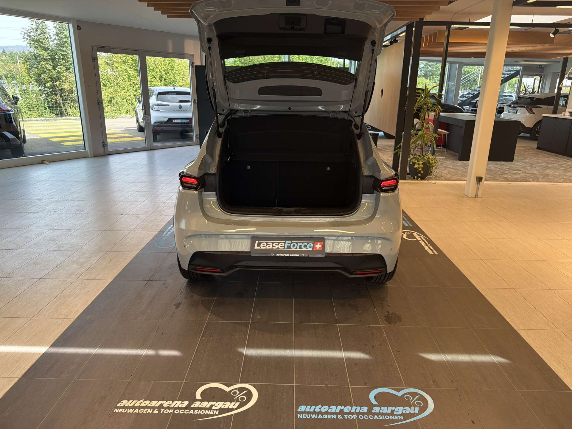 RENAULT Clio 1.2 TCe Evolution NEUES MODELL EDC-Automat-image-7