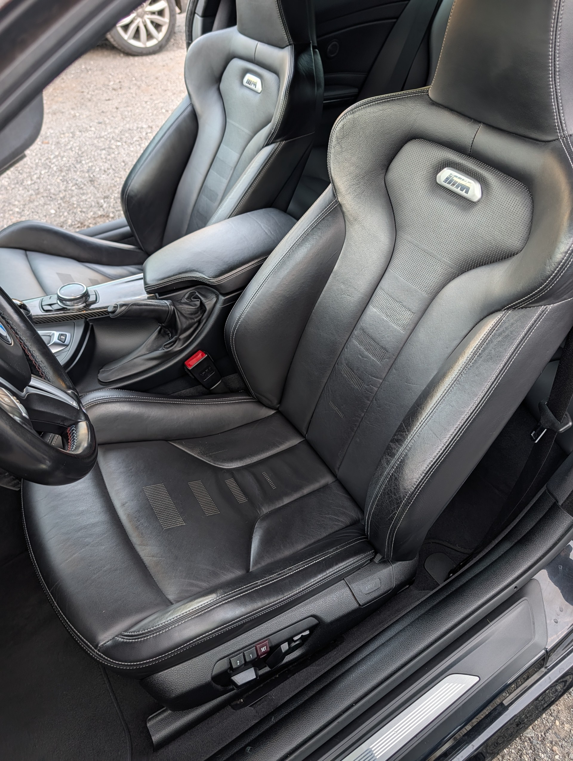 BMW M4-image-4