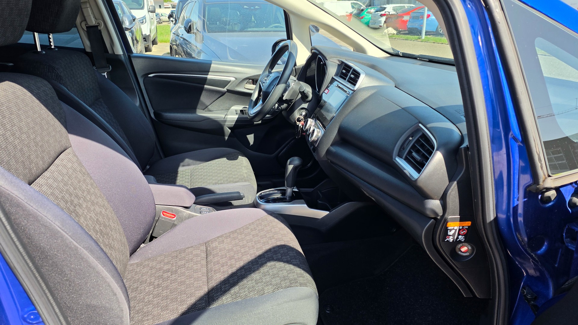 HONDA Jazz 1.3i-VTEC Comfort CVT-image-6