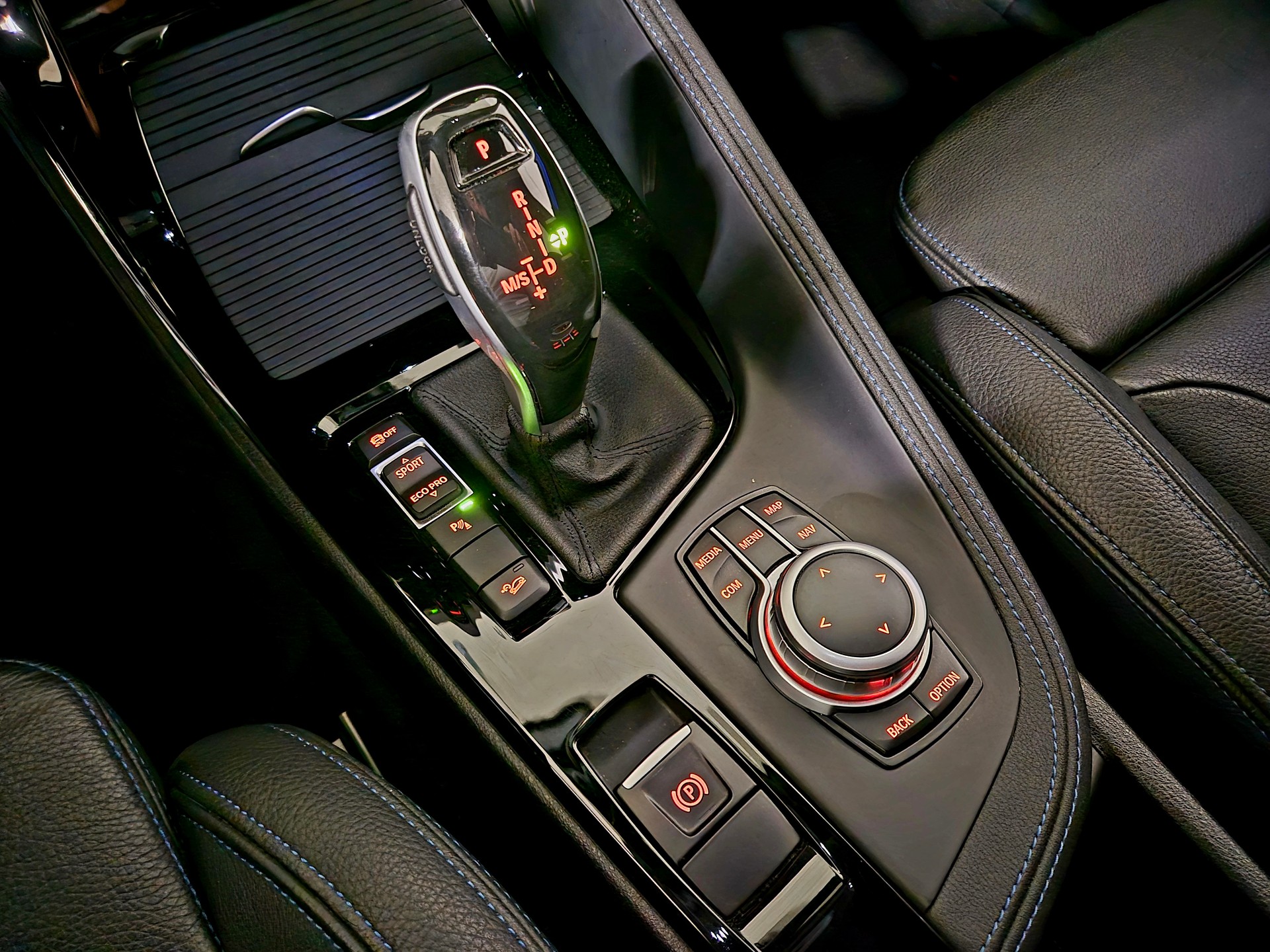 BMW X2 M35i Steptronic-image-16