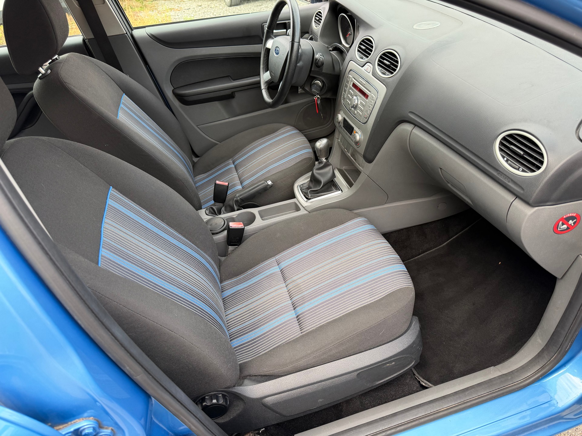 FORD Focus 1.6 TDCi Carving-image-6