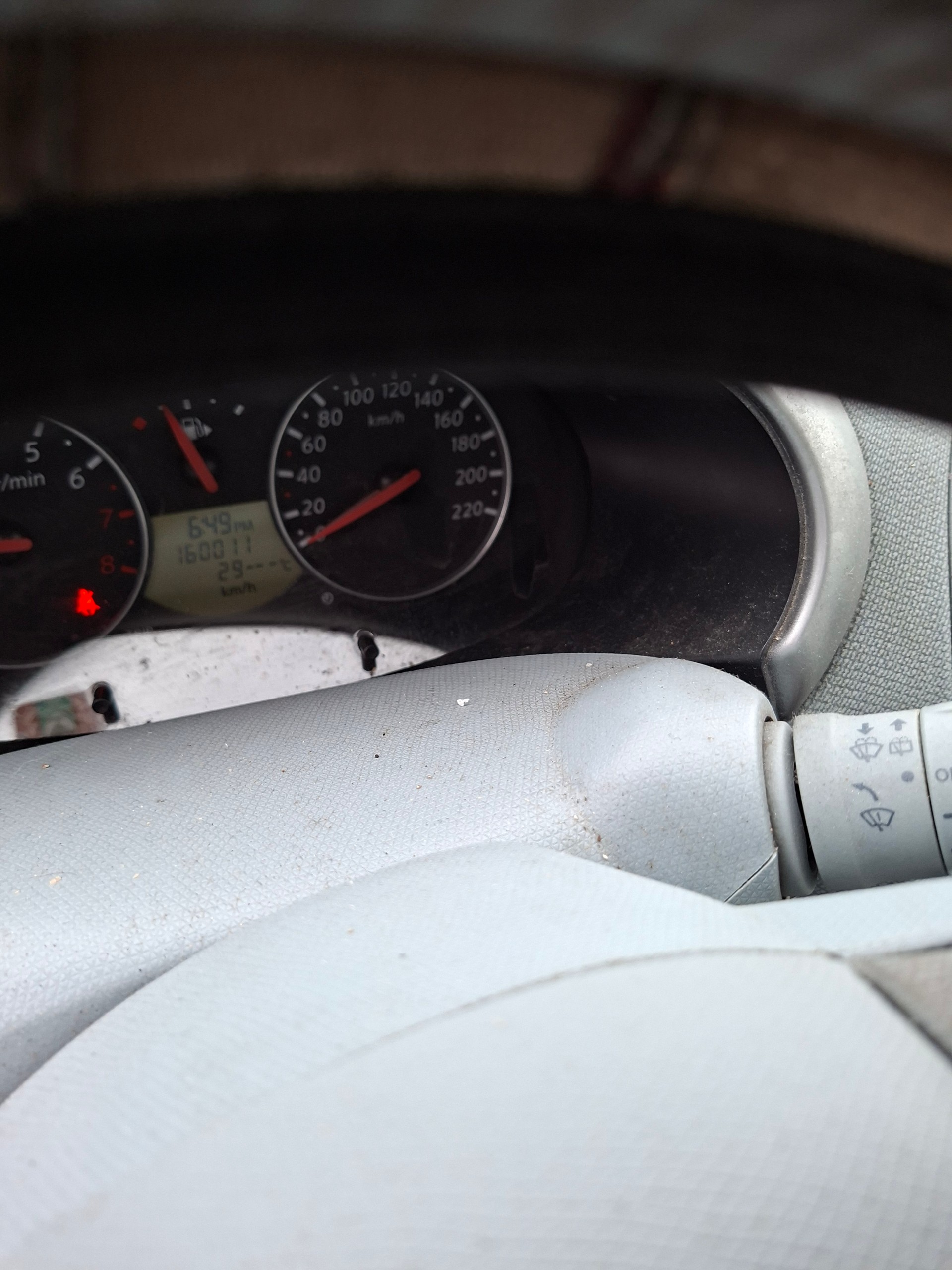 NISSAN MICRA-image-5