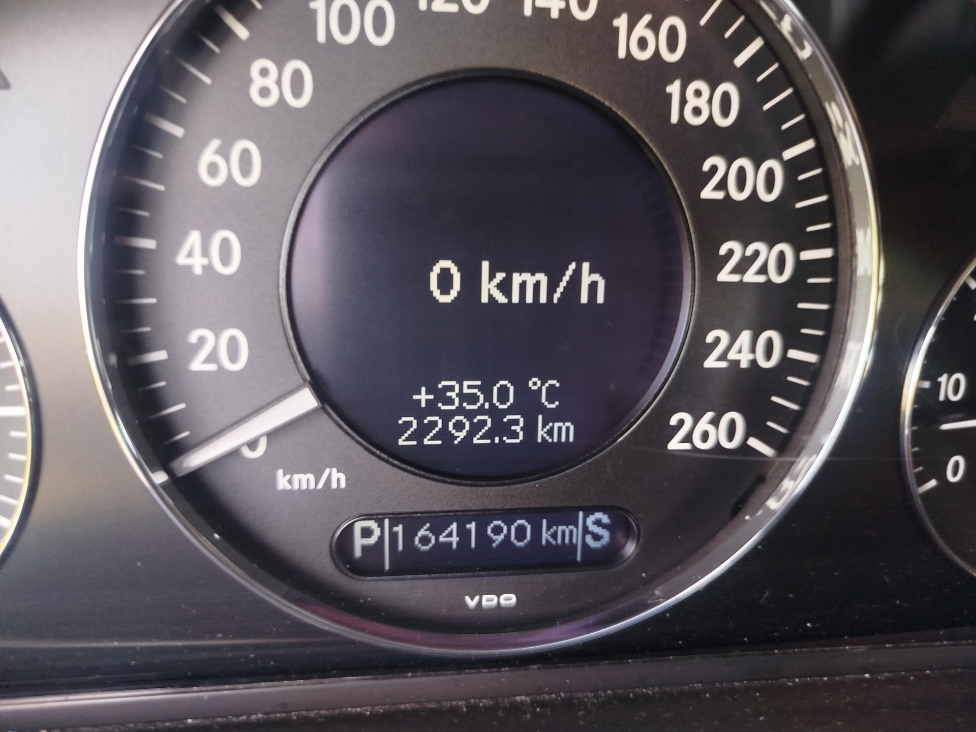 MERCEDES-BENZ CLK 320 Avantgarde Automatic-image-12