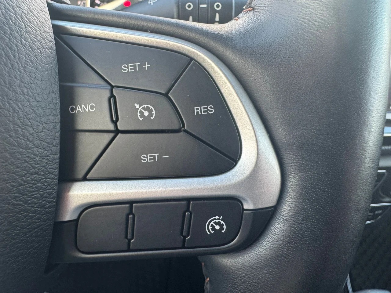 JEEP Compass 1.4 Turbo Limited AWD 9ATX-image-14