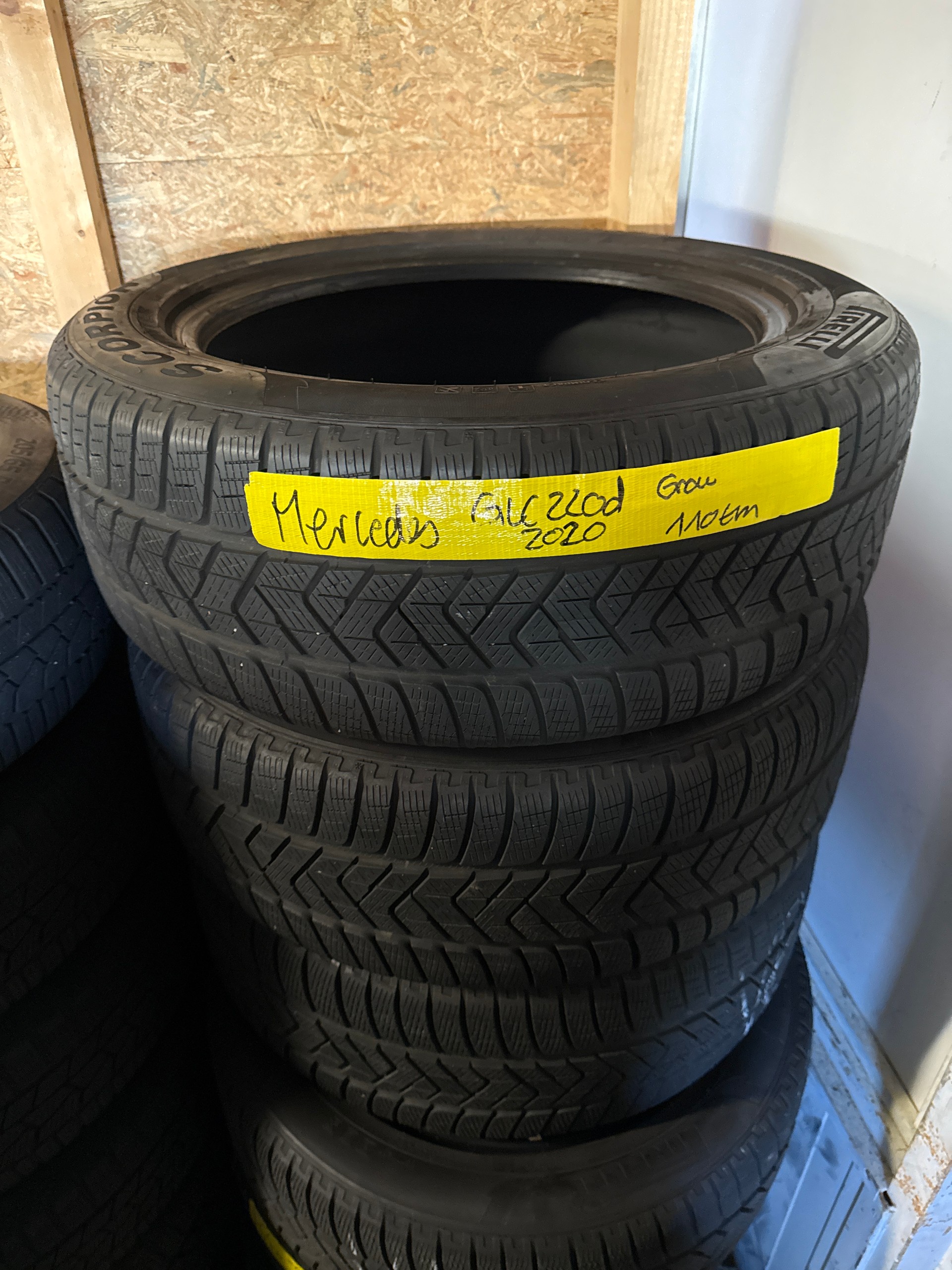 MERCEDES-BENZ GLC 220 d AMG Line 4Matic 9G-Tronic (CH)-image-27