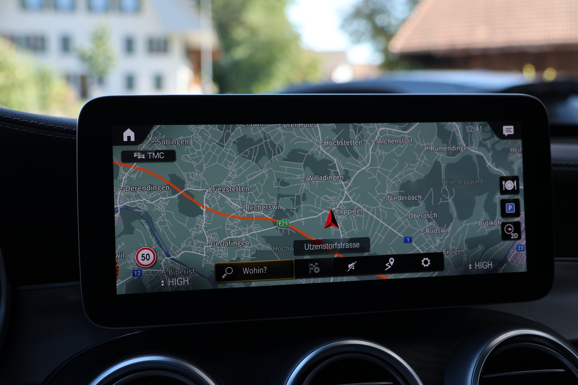 MERCEDES-BENZ GLC 220 d AMG Line 4Matic 9G-Tronic (CH)-image-21
