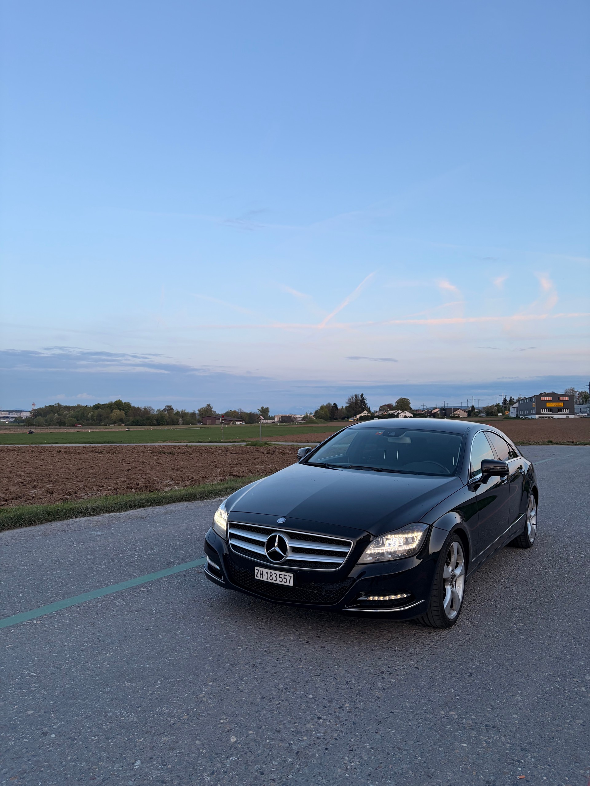 MERCEDES-BENZ CLS 350 V6 BlueEF-image-1