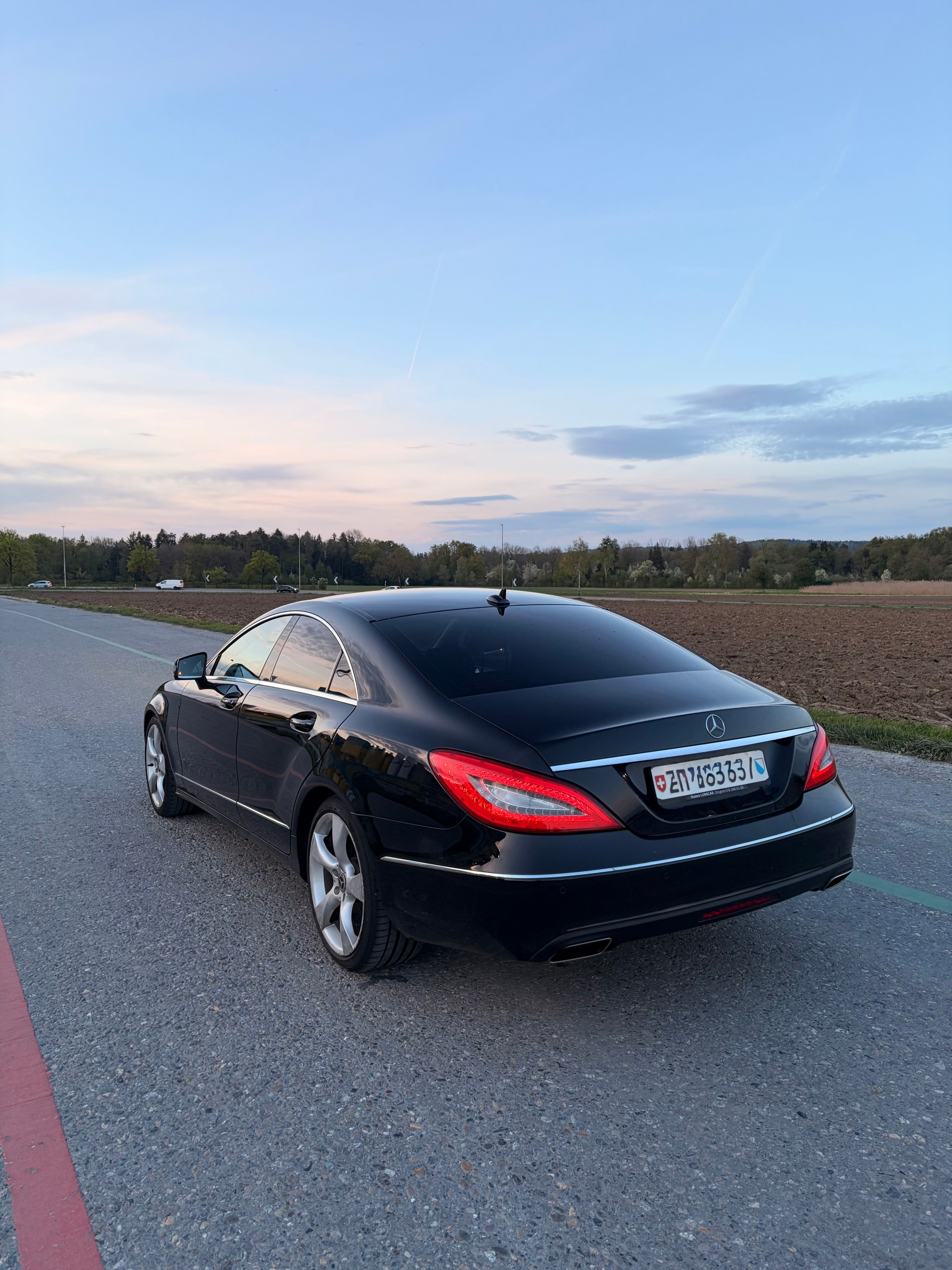 MERCEDES-BENZ CLS 350 V6 BlueEF-image-2