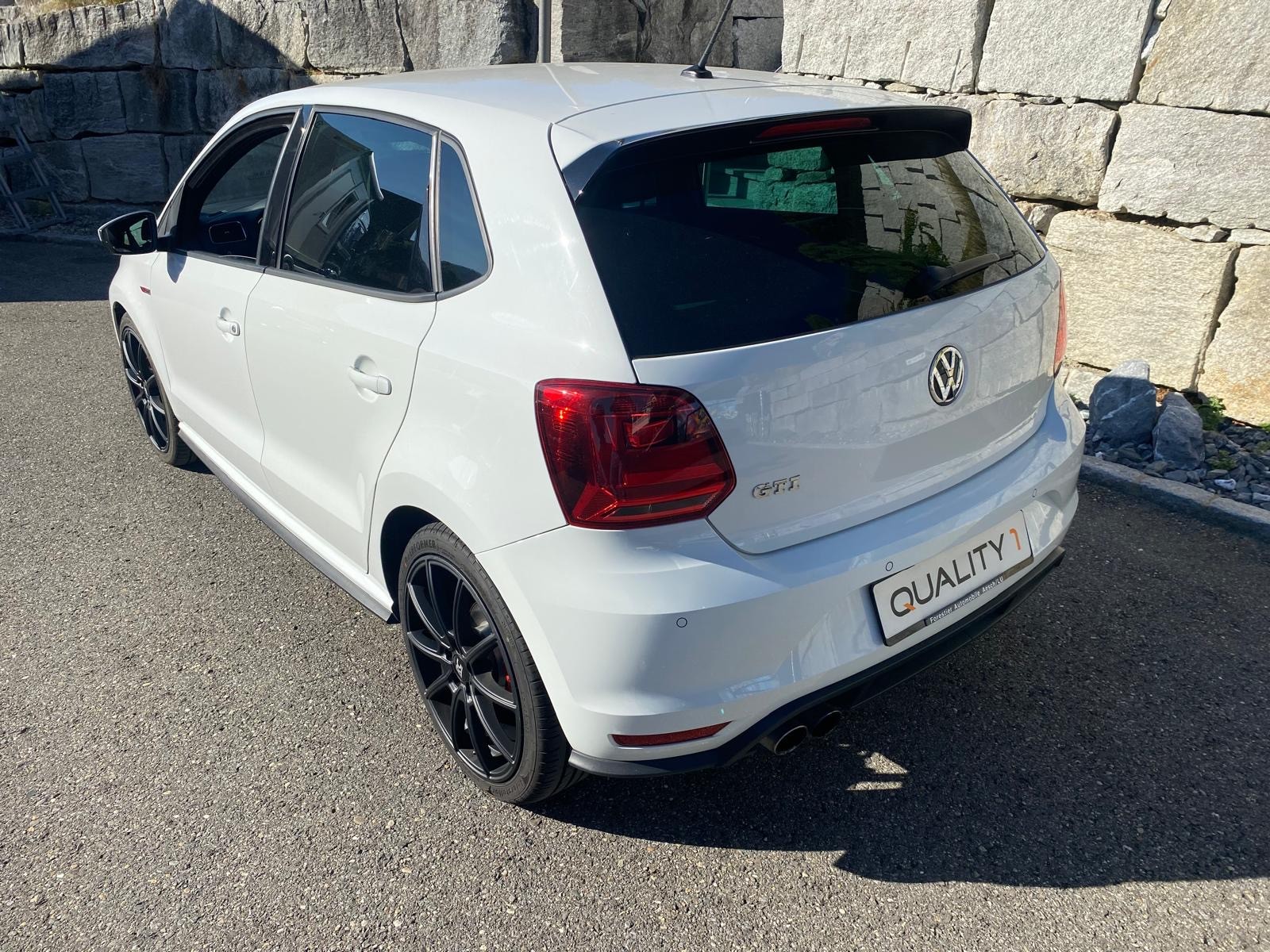 VW Polo 1.8 TSI GTI DSG-image-2