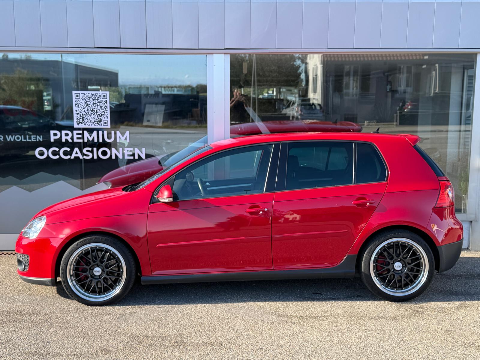 VW Golf 2.0 TFSI GTI-image-2