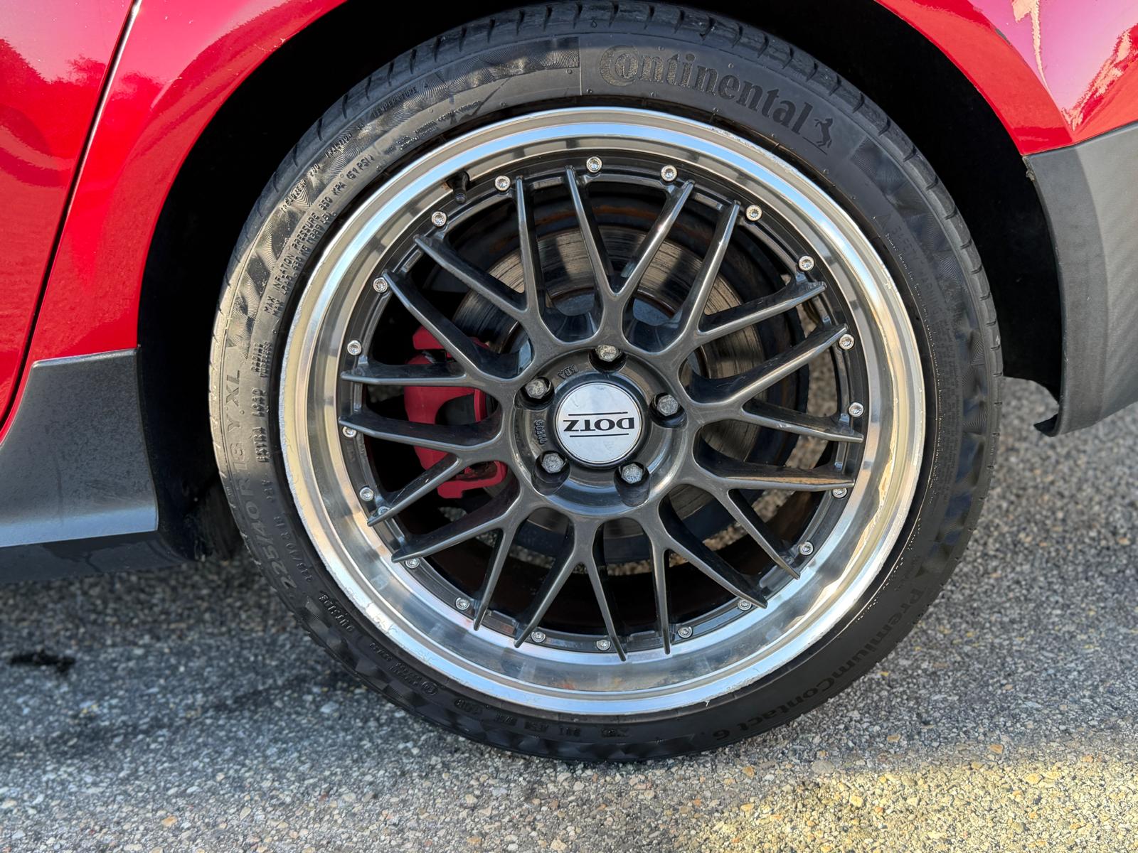 VW Golf 2.0 TFSI GTI-image-13