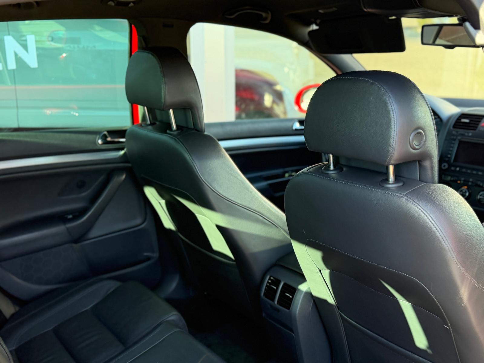 VW Golf 2.0 TFSI GTI-image-12