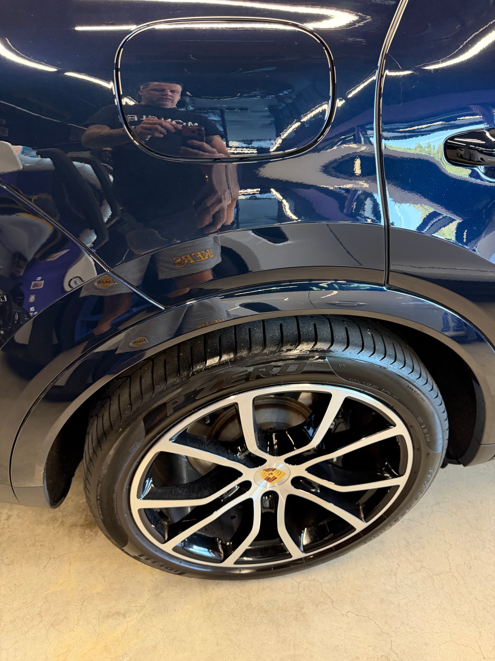 PORSCHE Cayenne E-Hybrid-image-6