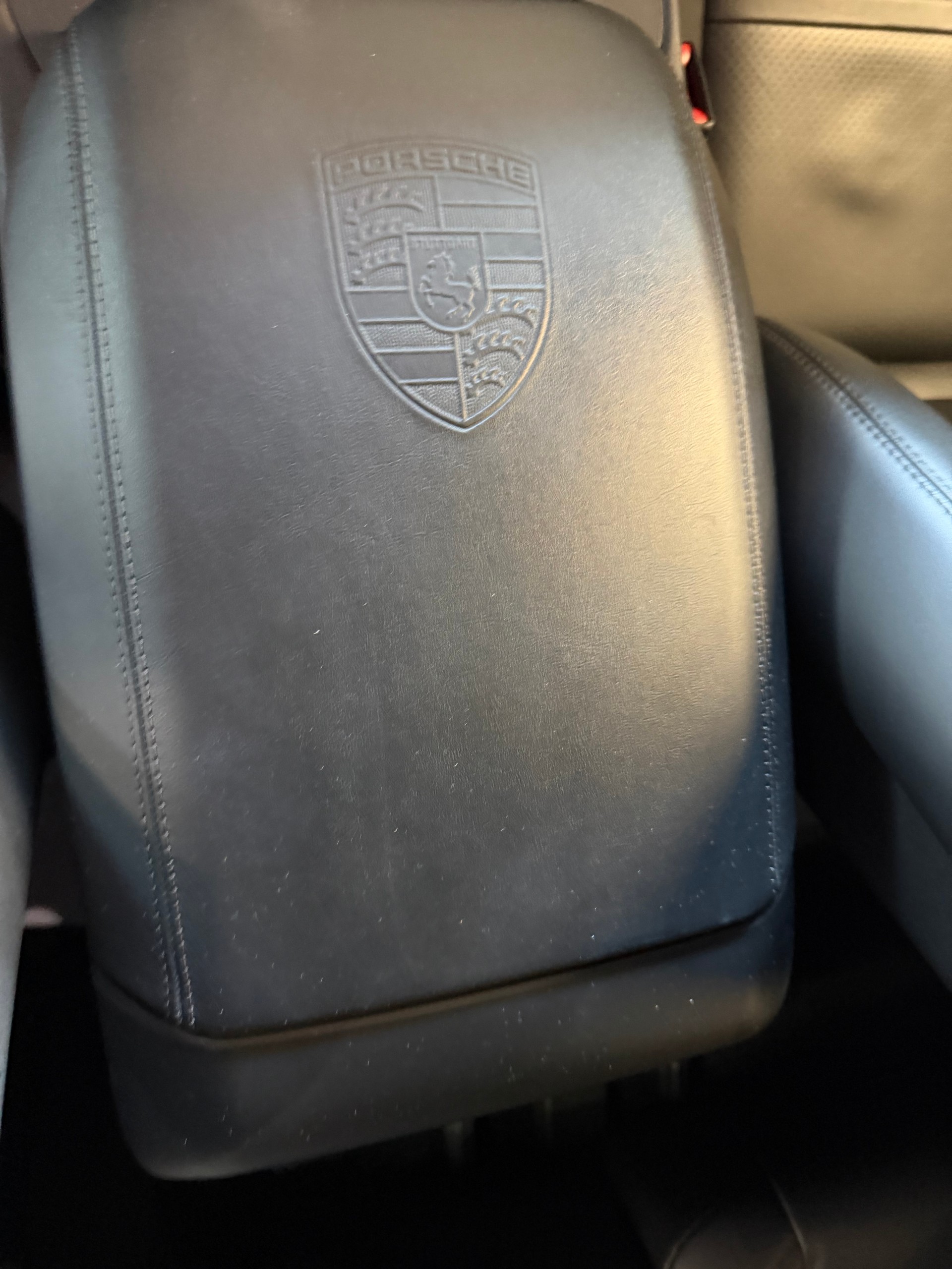 PORSCHE Cayenne E-Hybrid-image-16