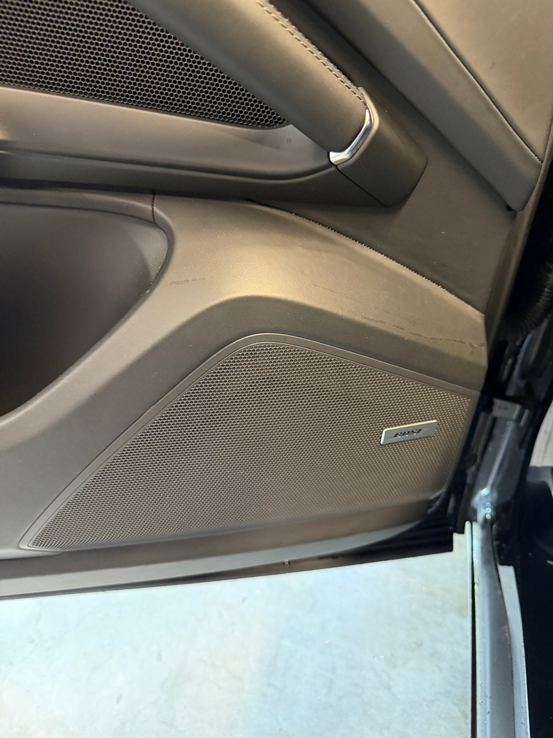 PORSCHE Cayenne E-Hybrid-image-13