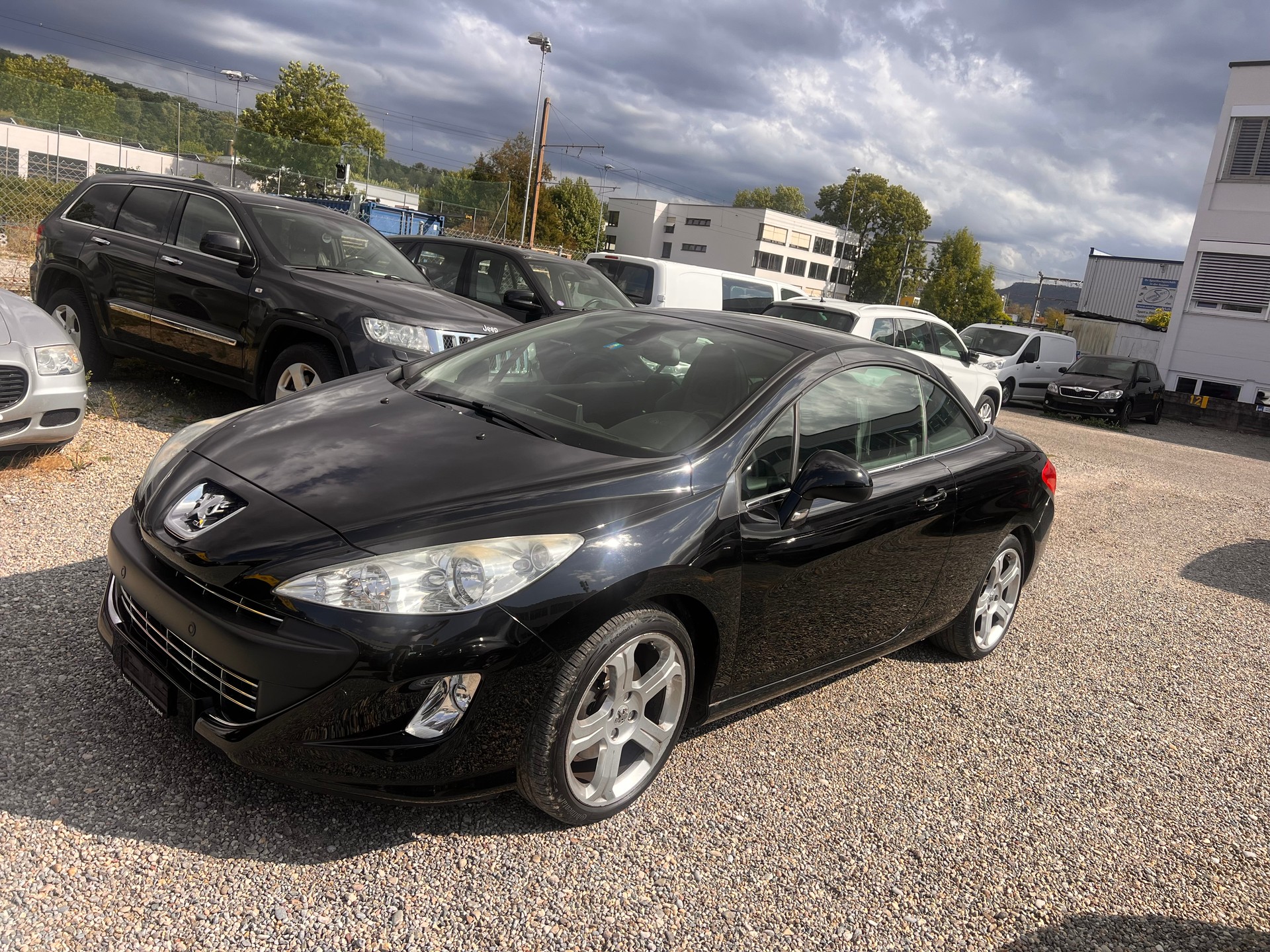 PEUGEOT 308 CC 1.6 16V Turbo Platinum Automatic-image-6