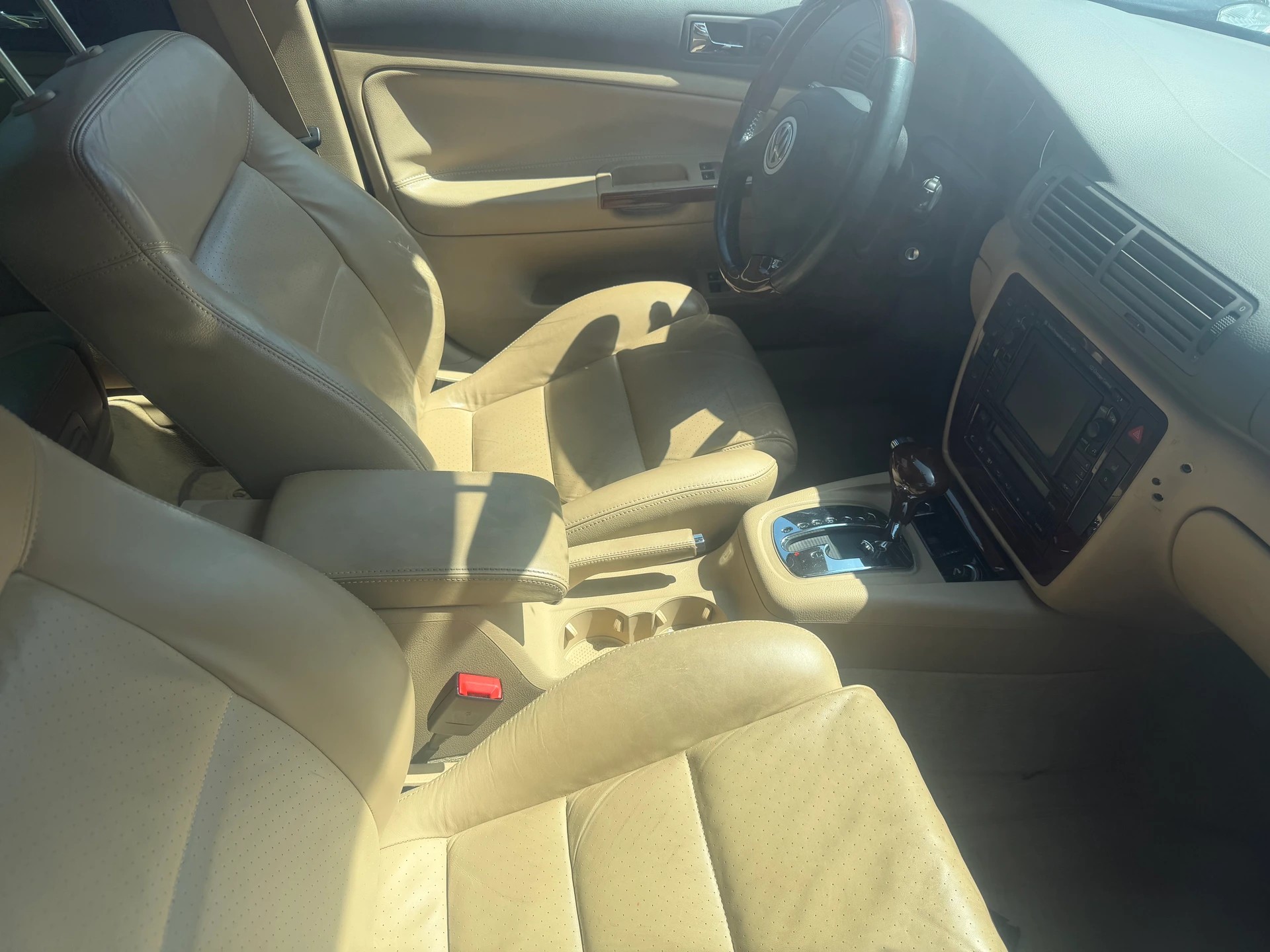 VW Passat Variant 2.8 V6 4Motion automatische Getriebe Exclusive-image-4