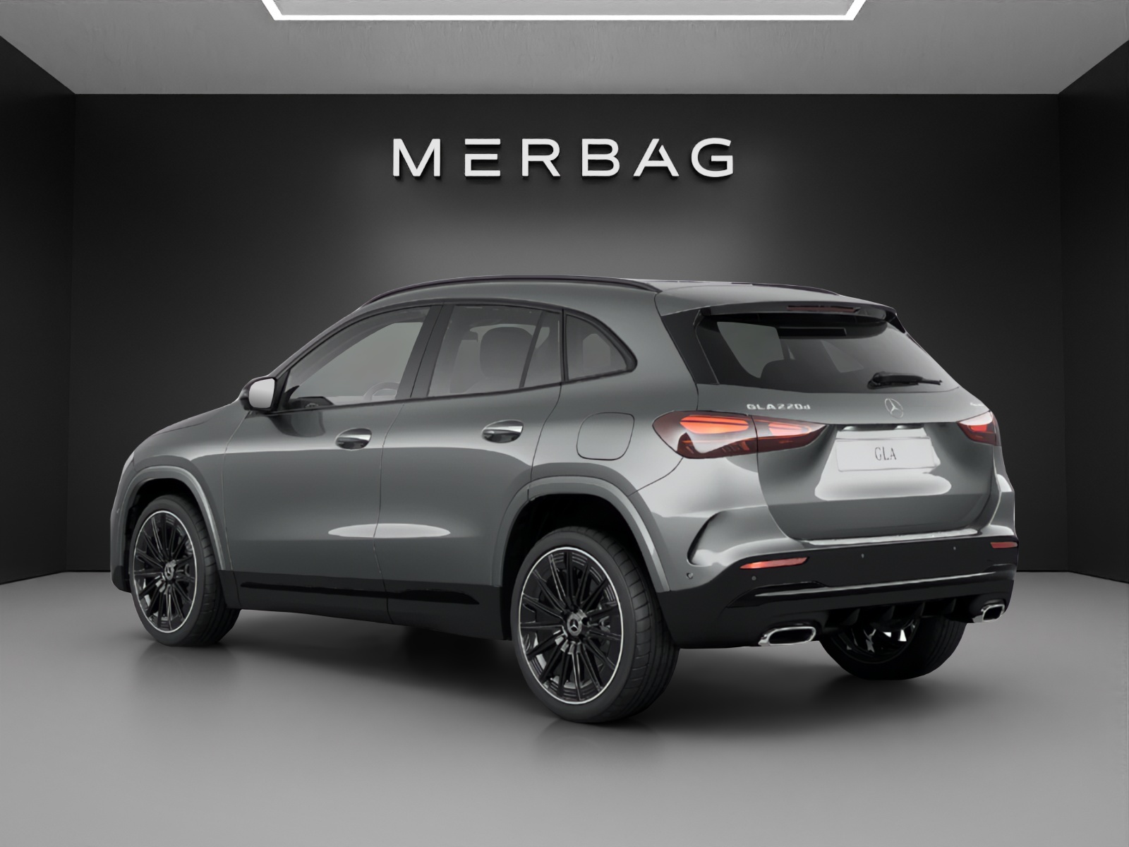 MERCEDES-BENZ GLA 220d 4Matic 8G-DCT-image-4