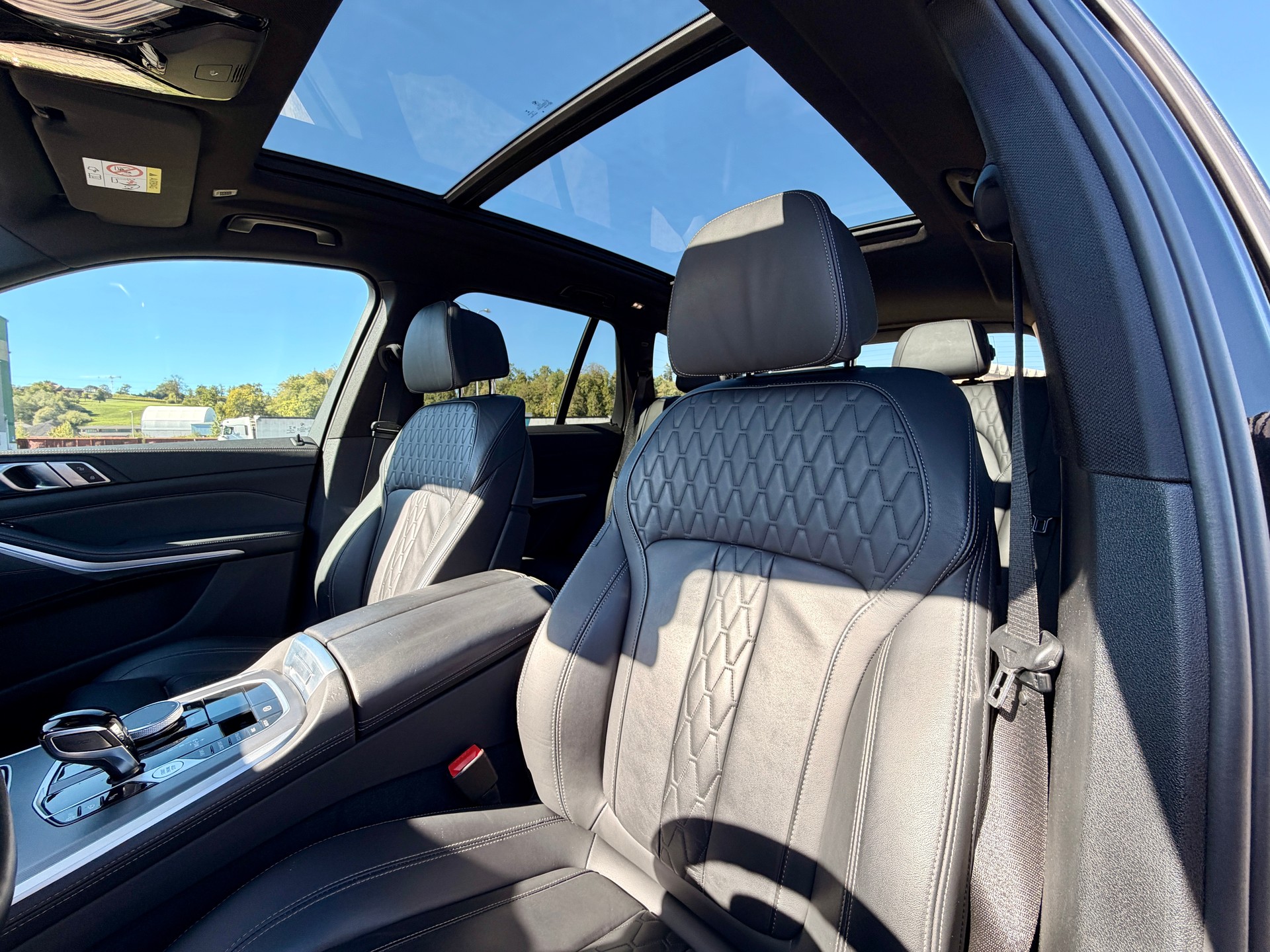 BMW X5 xDrive 48V 40d M Sport Steptronic-image-8