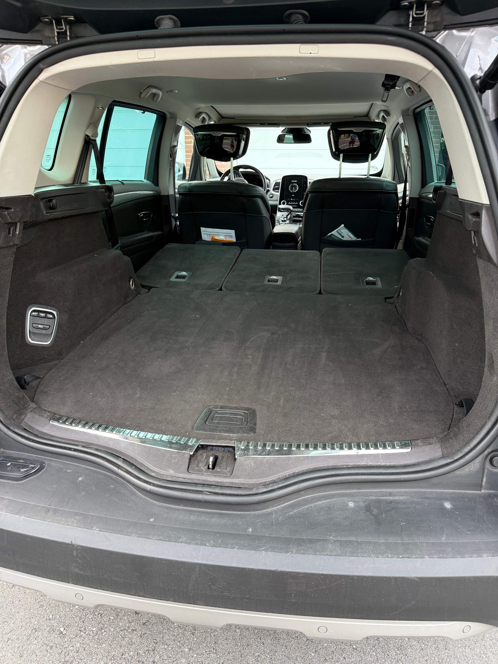 RENAULT 1.6 dCi 160 Intens EDC-image-4