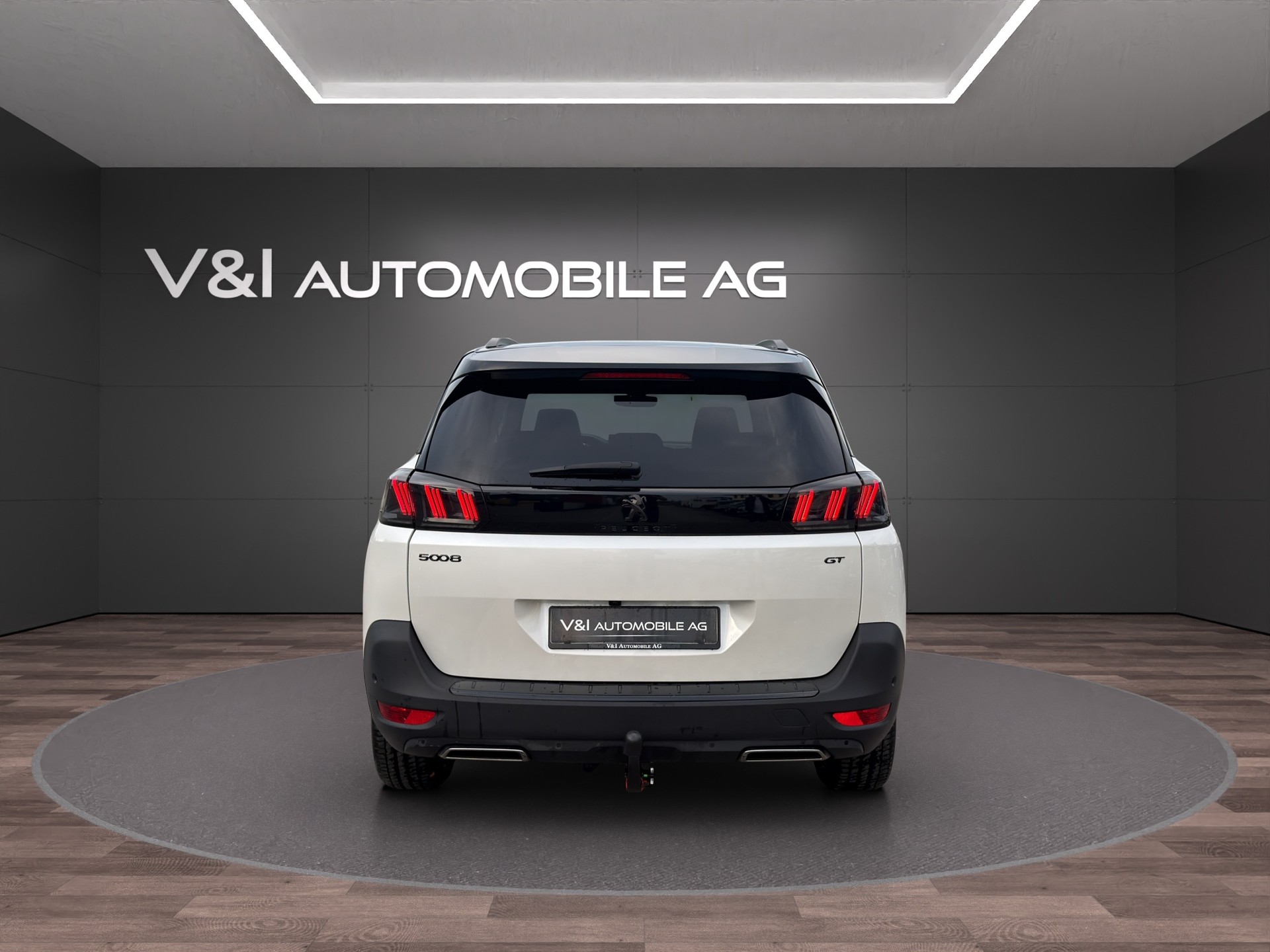 PEUGEOT 5008 1.6 Pure Tech GT Pack EAT8-image-5