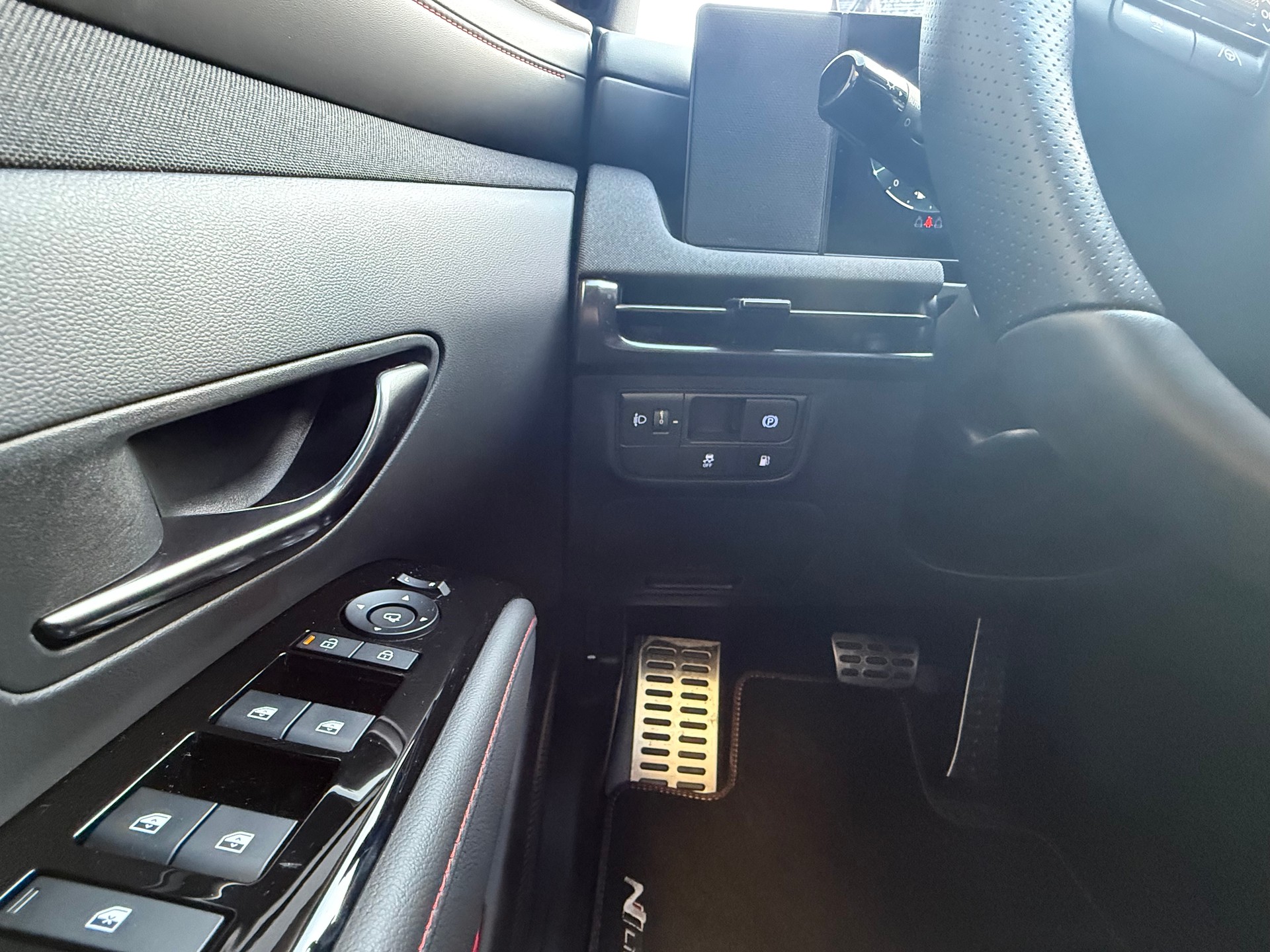 HYUNDAI Tucson 1.6 TGDI PHEV N-Line 4WD-image-13