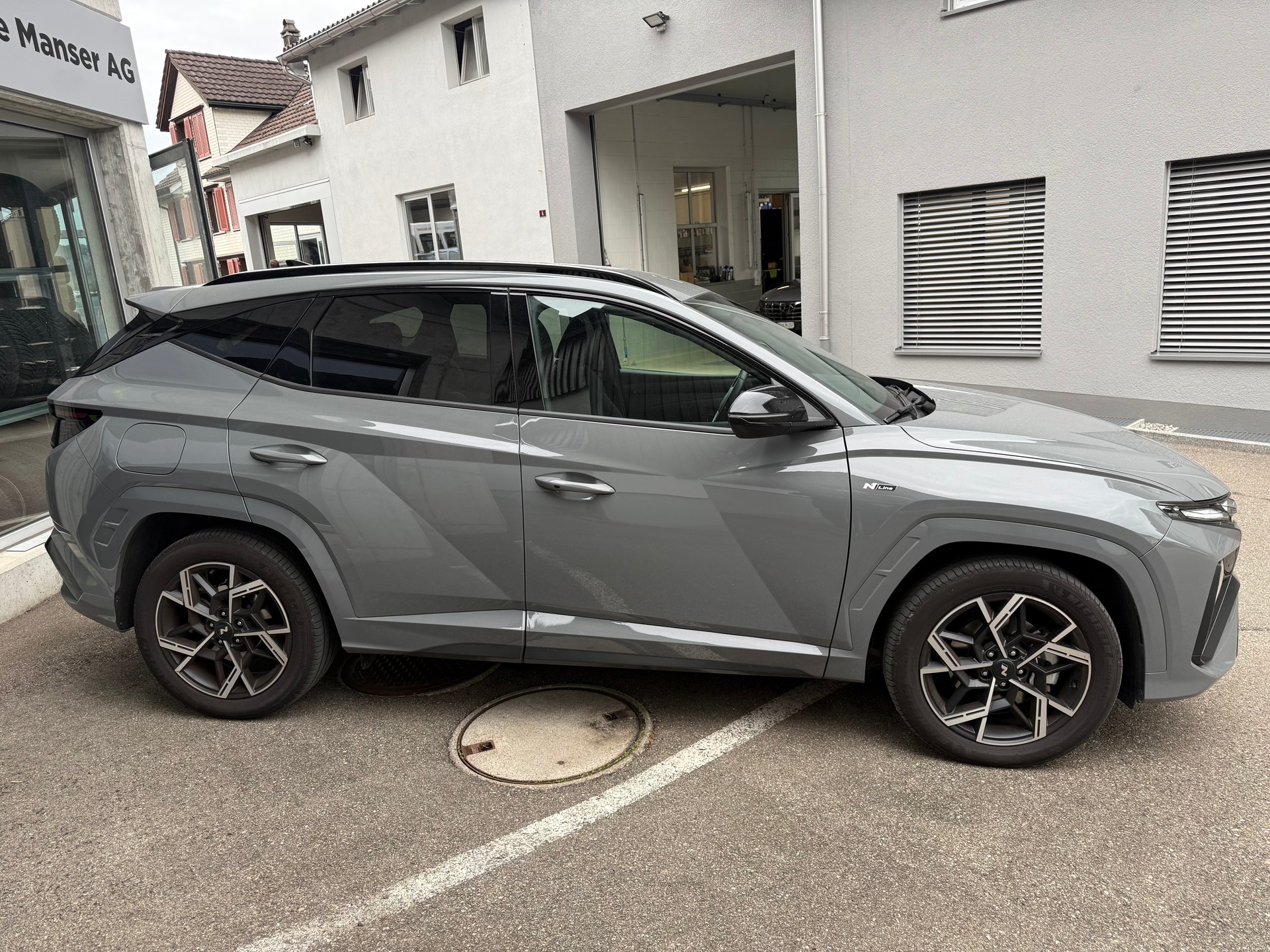 HYUNDAI Tucson 1.6 TGDI PHEV N-Line 4WD-image-3