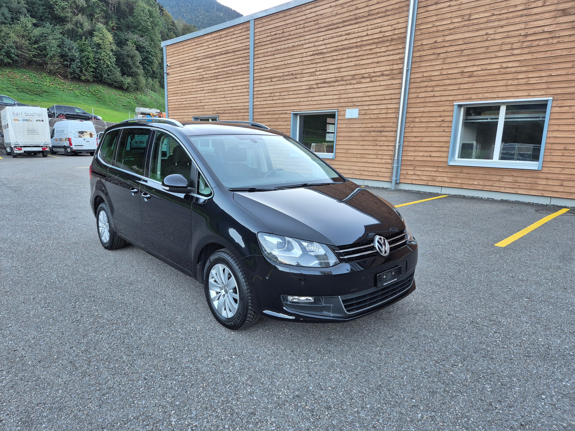 VW Sharan 2.0 TDI BMT Comfortline DSG-image-5