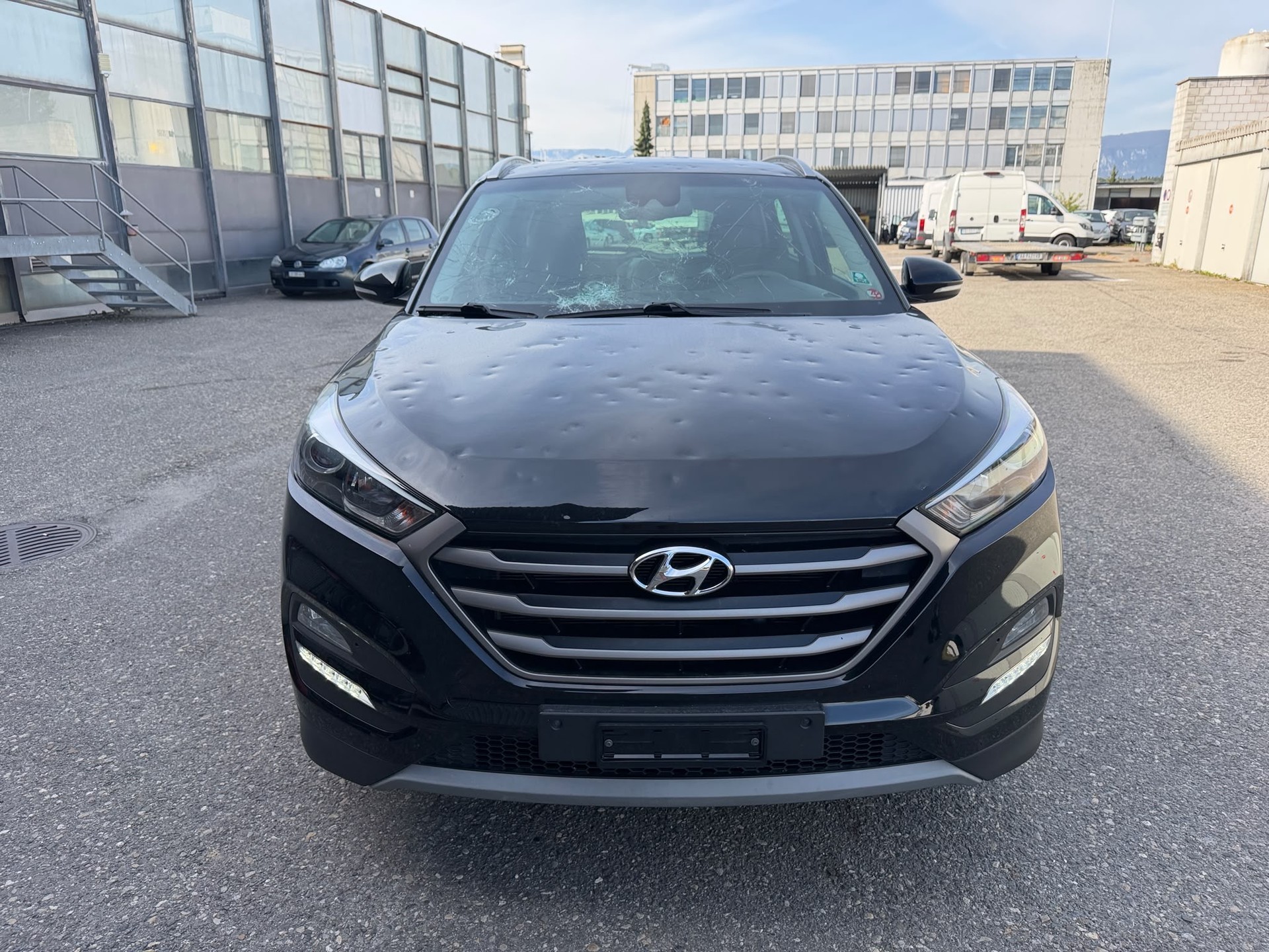HYUNDAI Tucson 1.7 CRDI Origo 2WD-image-2