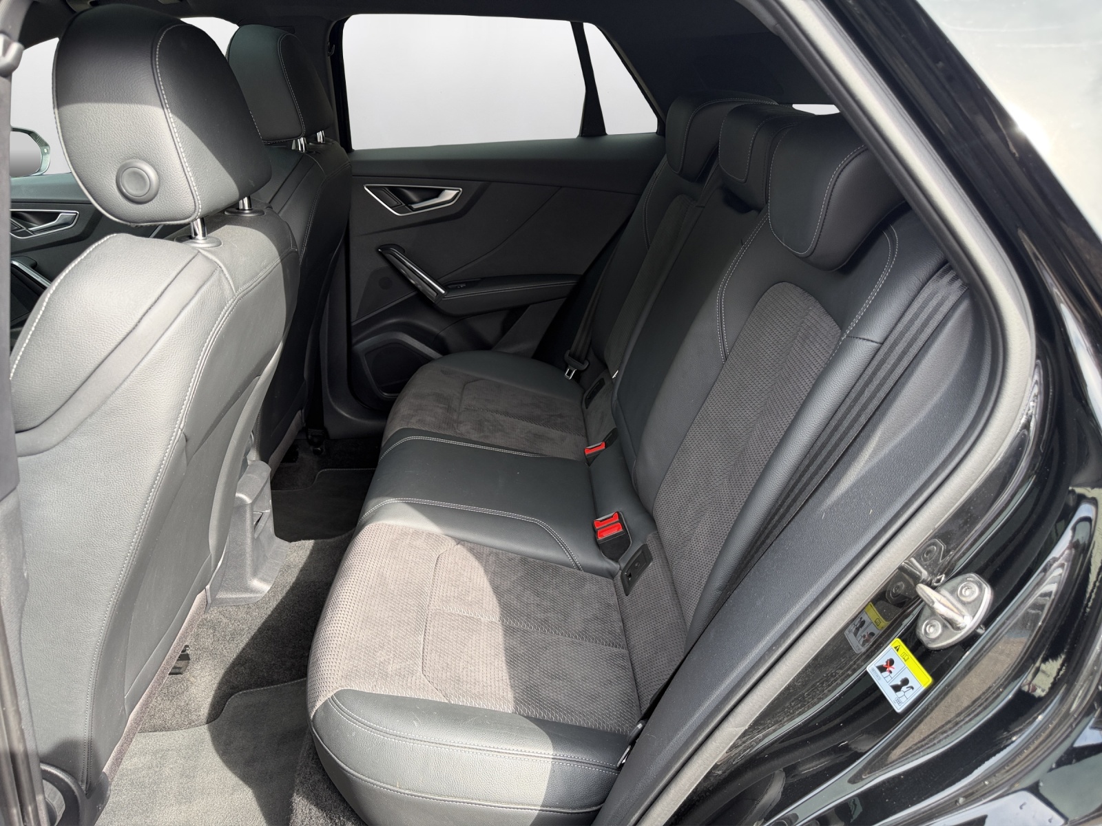 AUDI SQ2 TFSI quattro S-tronic-image-11