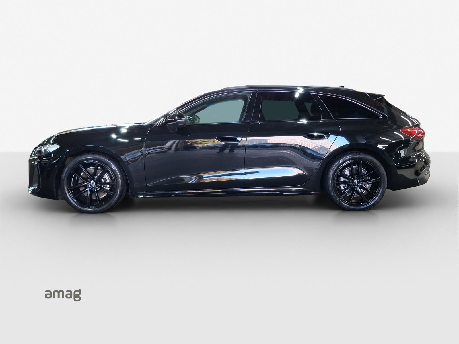 AUDI A5 Avant TFSI quattro 150 kW S tronic-image-1