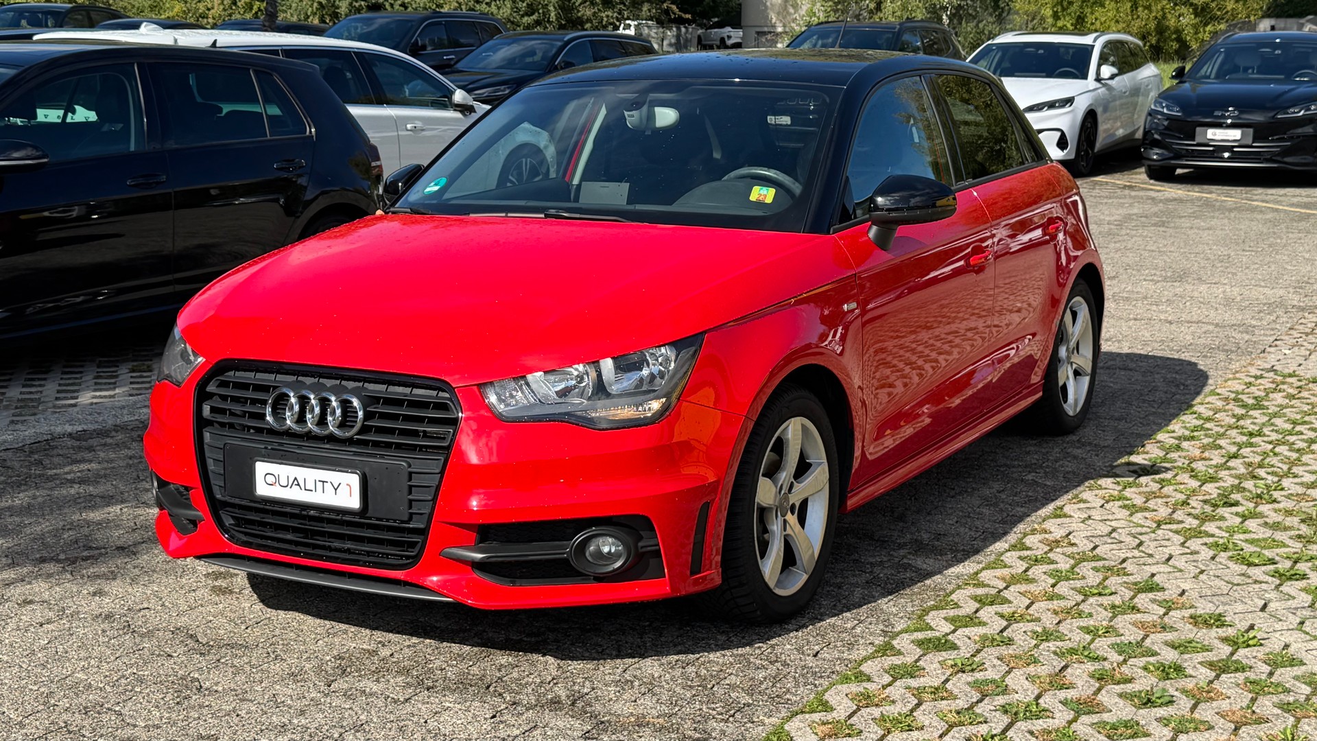 AUDI A1 Sportback 1.2 TFSI Attraction-image-1