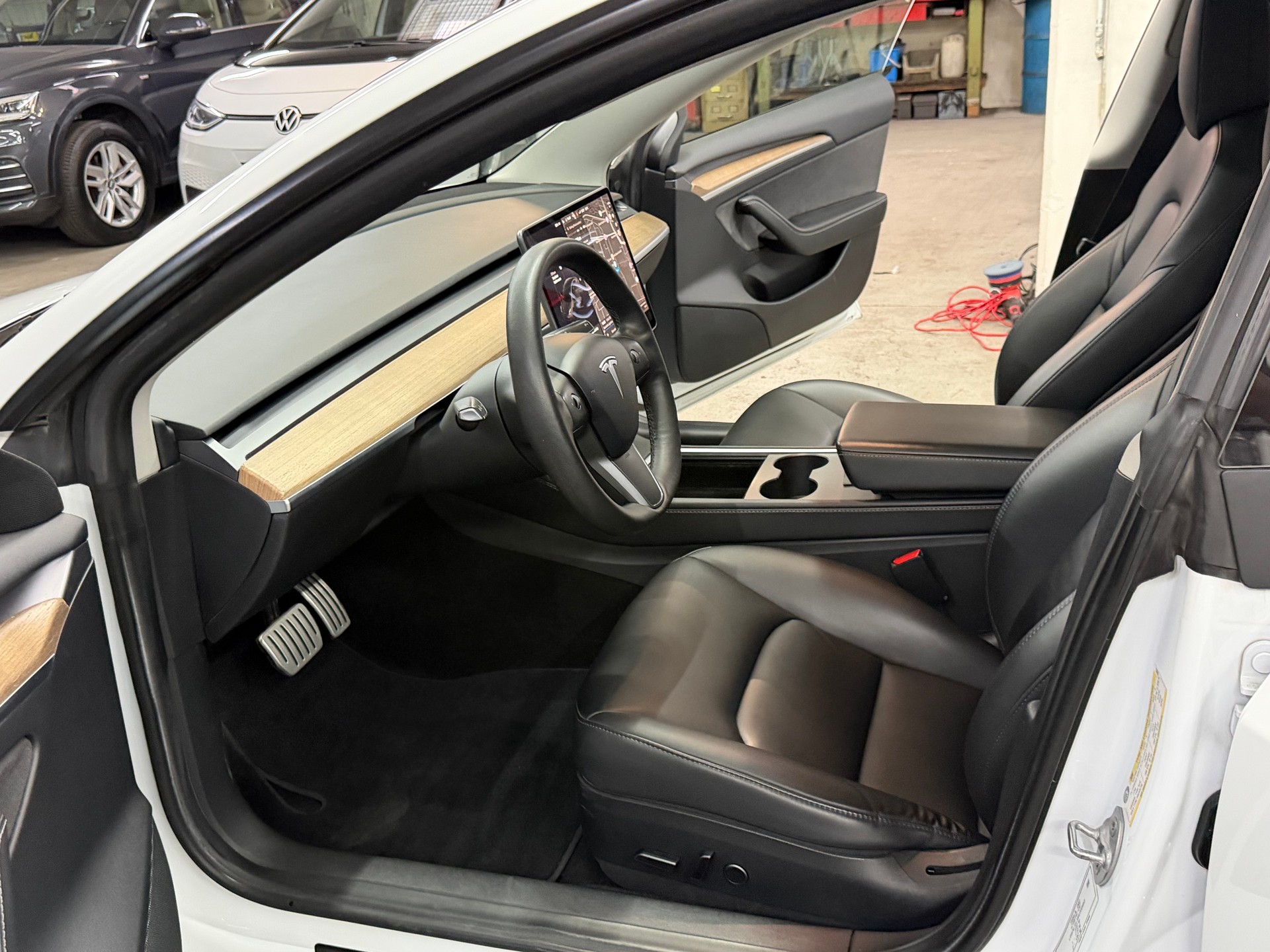 TESLA Model 3 Performance Dual Motor AWD LONG RANGE-image-11