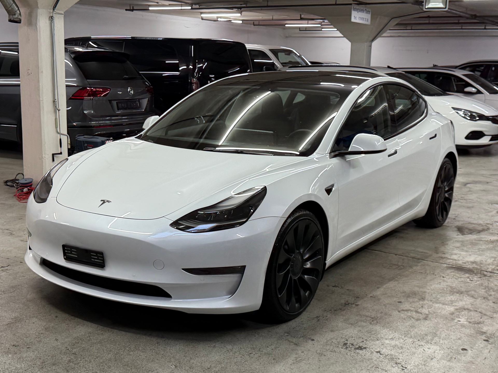 TESLA Model 3 Performance Dual Motor AWD LONG RANGE-image-1