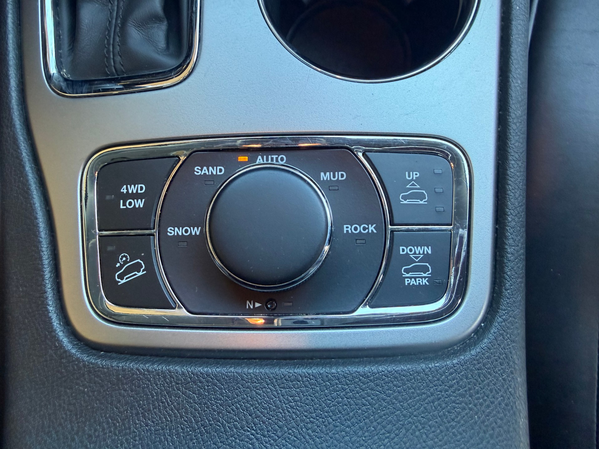 JEEP Grand Cherokee 3.0 CRD Summit Automatic-image-14