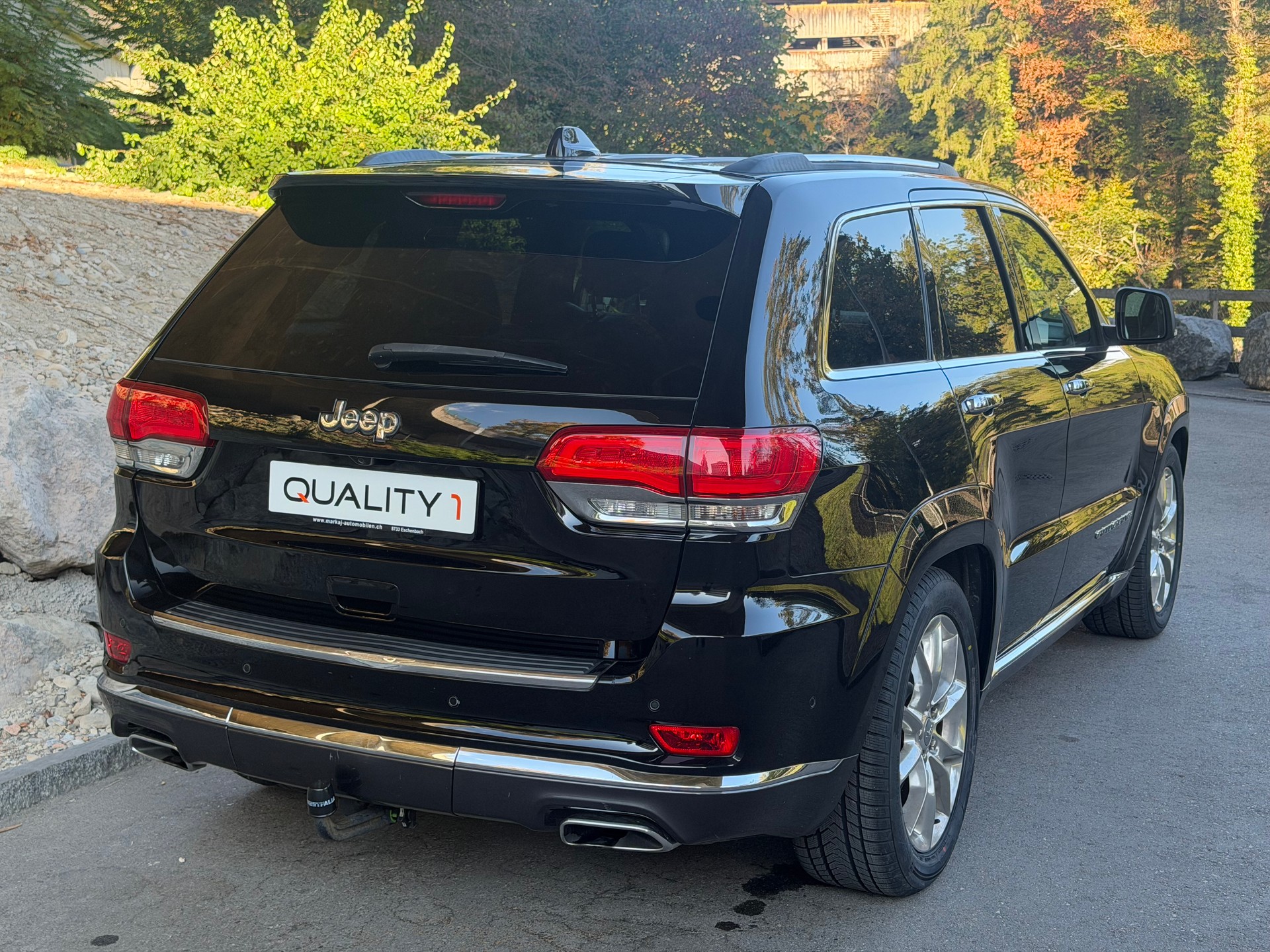 JEEP Grand Cherokee 3.0 CRD Summit Automatic-image-3