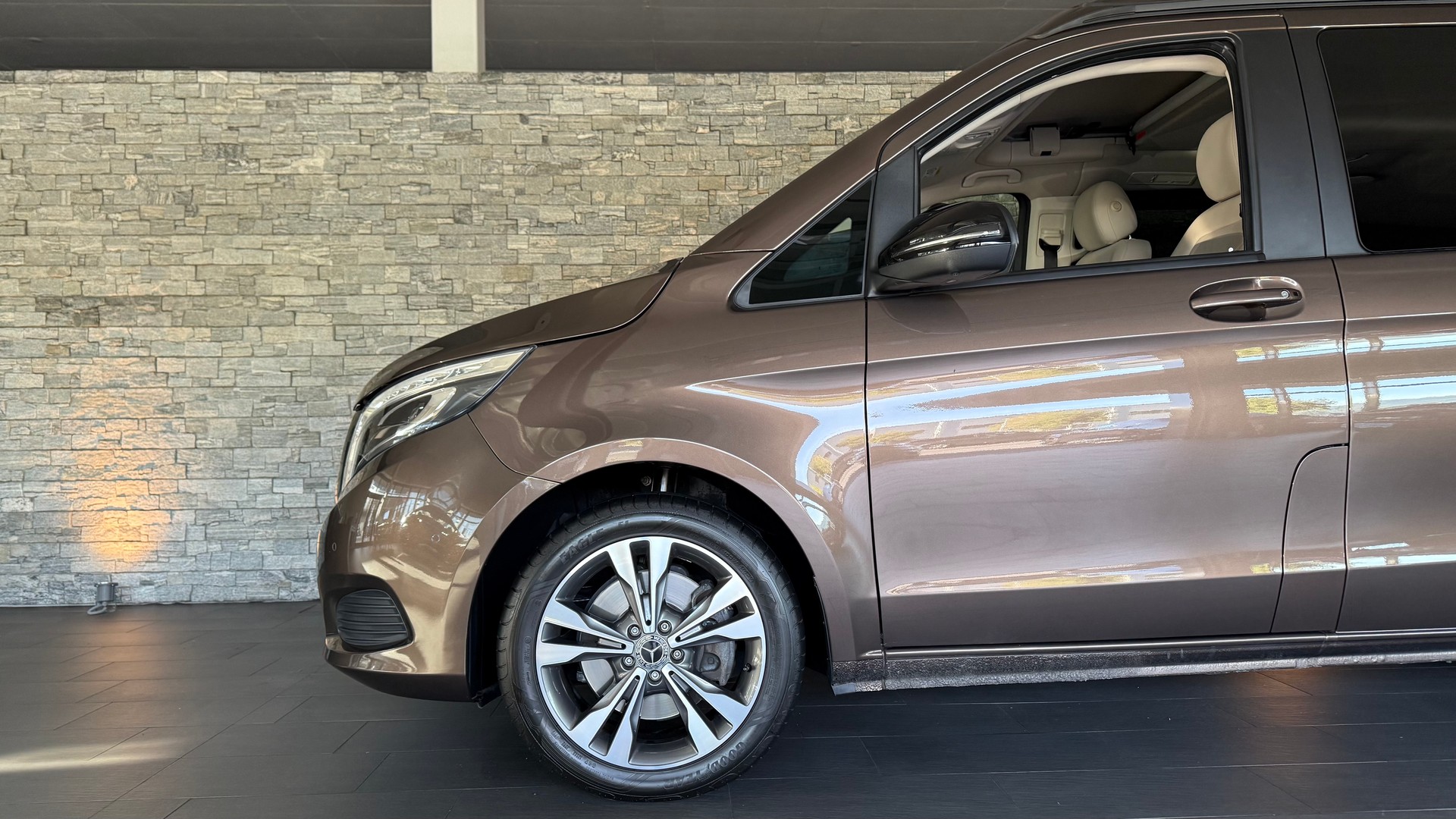 MERCEDES-BENZ Marco Polo 250 d 4Matic 7G-Tronic-image-6