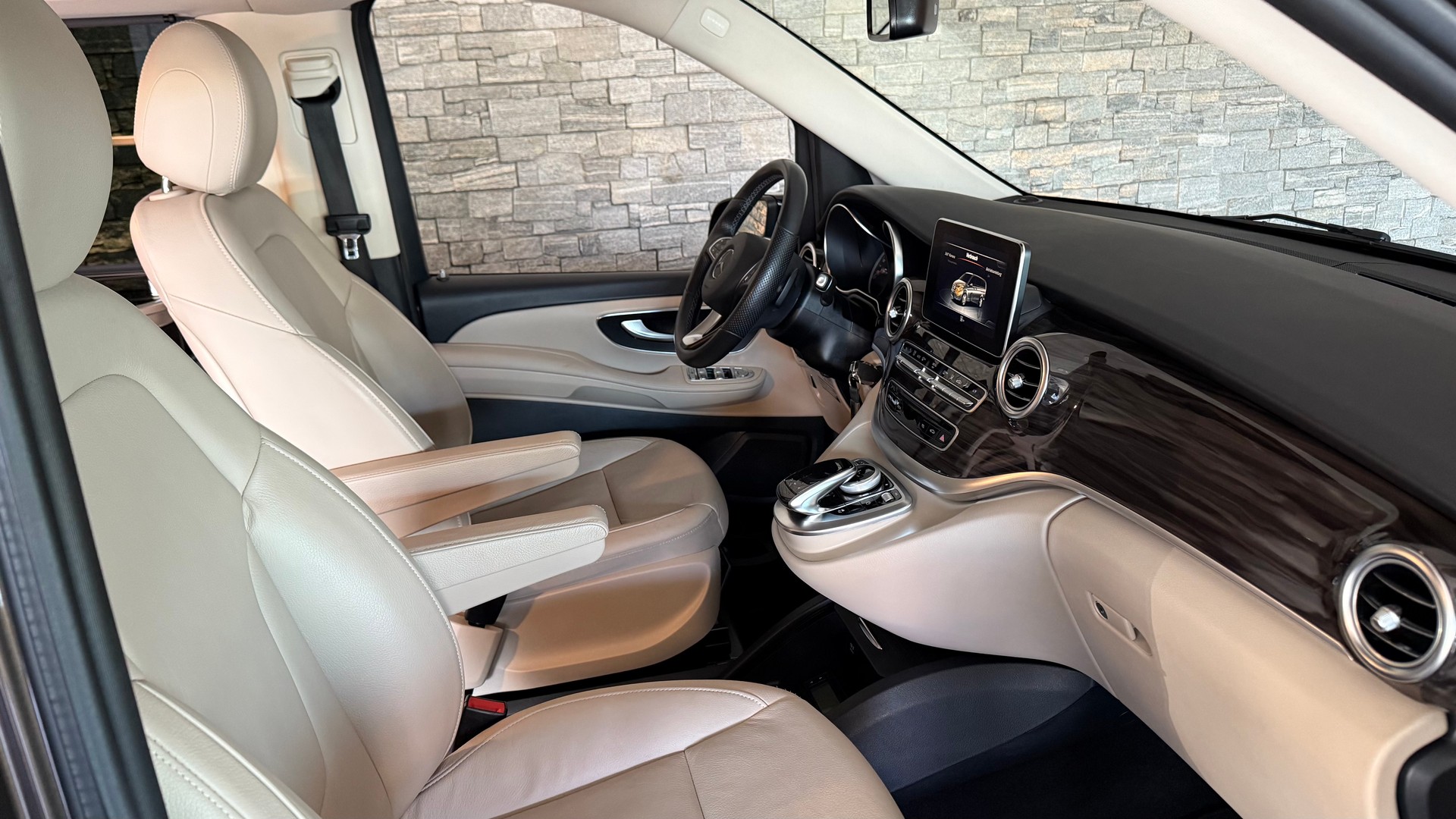 MERCEDES-BENZ Marco Polo 250 d 4Matic 7G-Tronic-image-14