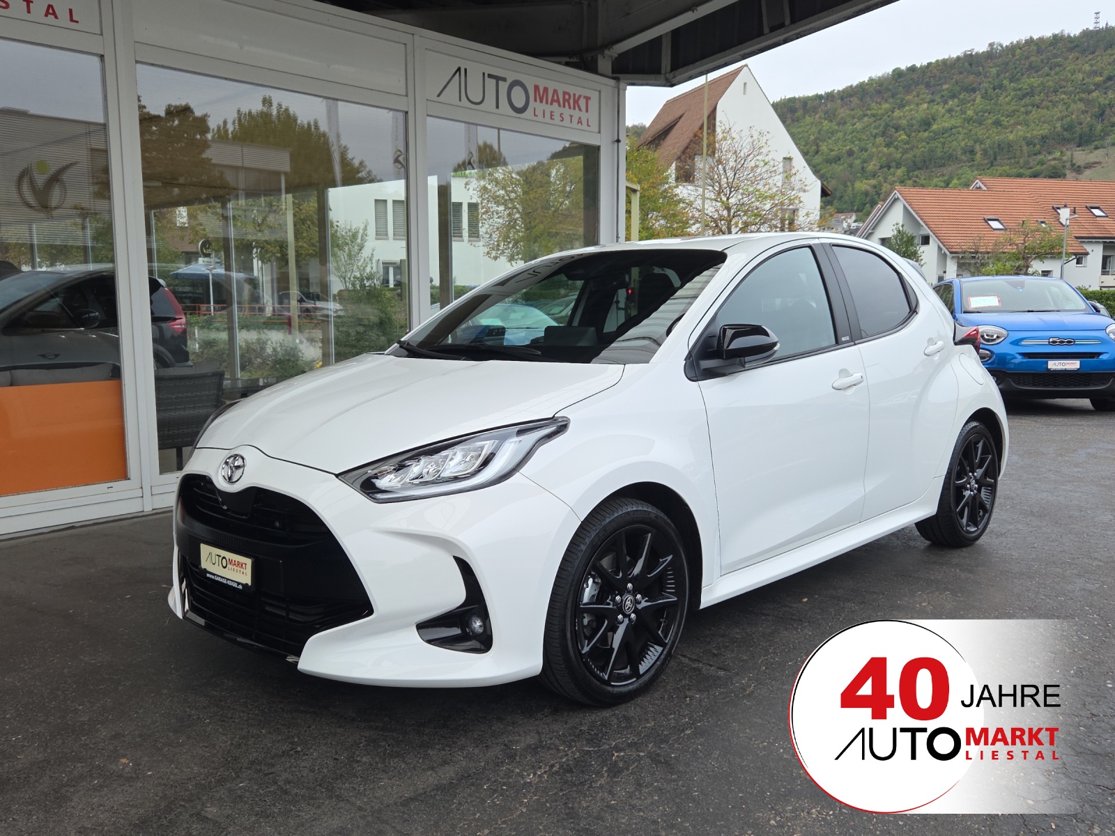 TOYOTA Yaris 1.5 Move CVT-image-0
