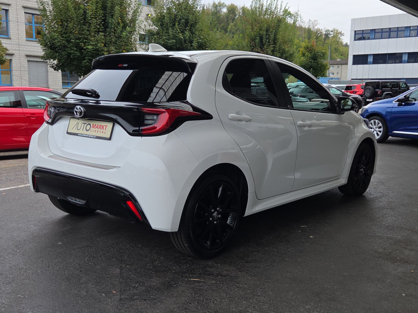 TOYOTA Yaris 1.5 Move CVT-image-11