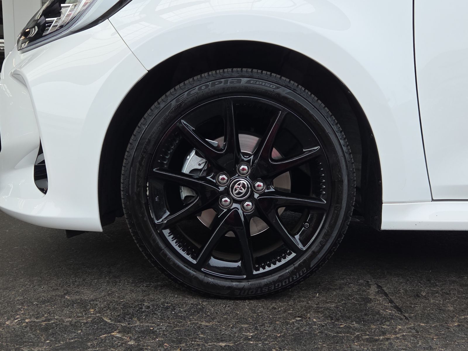 TOYOTA Yaris 1.5 Move CVT-image-4