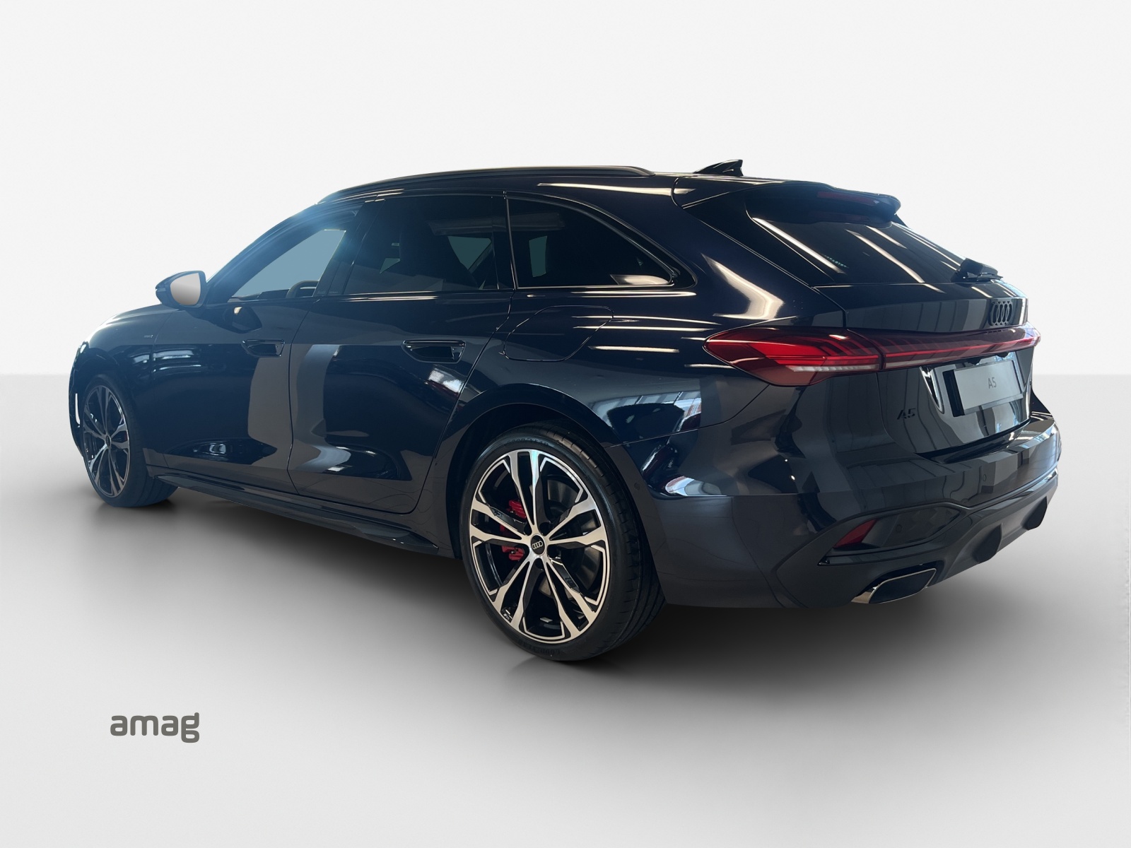 AUDI A5 Avant e-hybrid quattro 270 kW S tronic-image-4