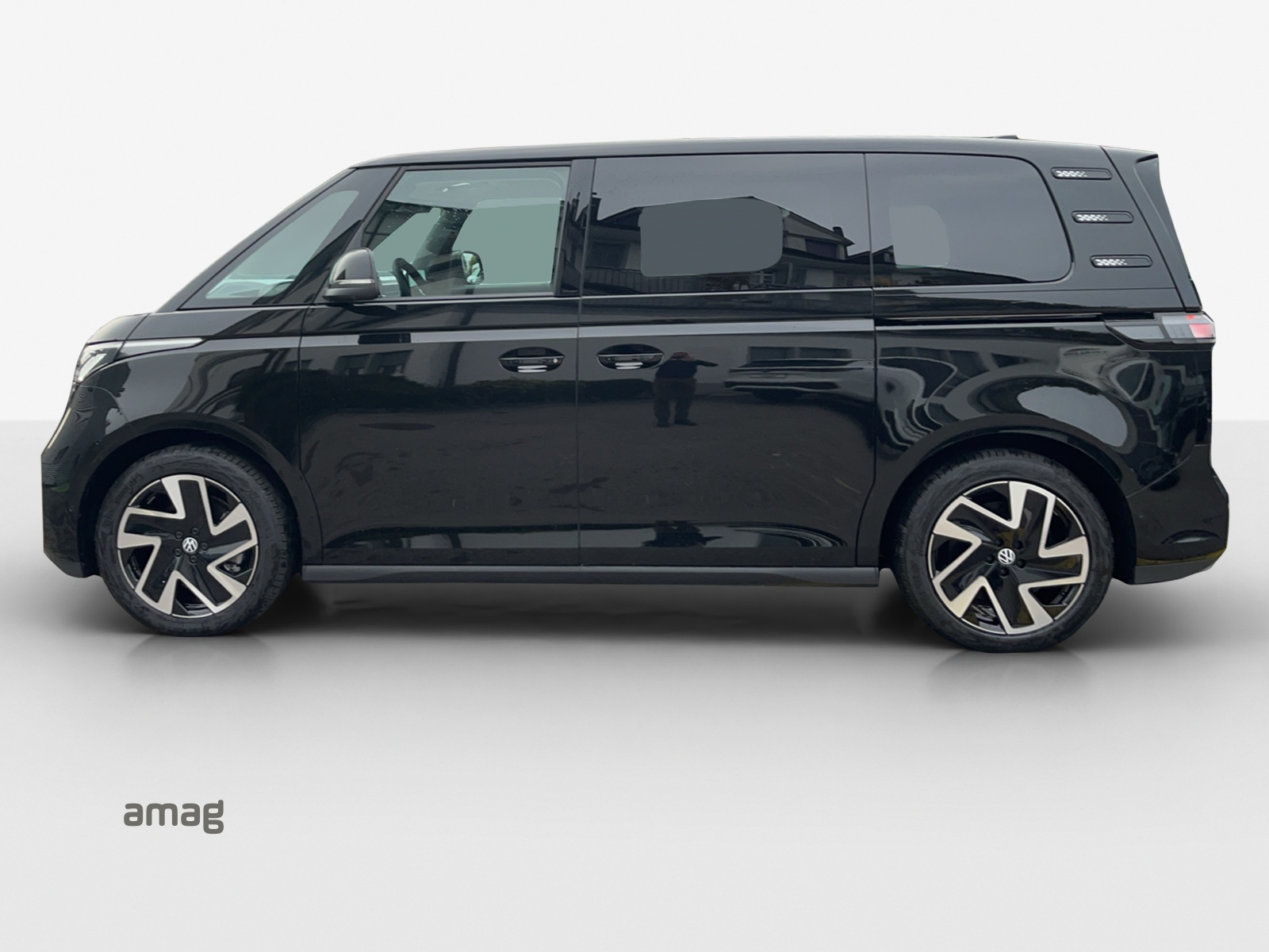 VW ID.Buzz NWB Pro 4 Motion-image-1