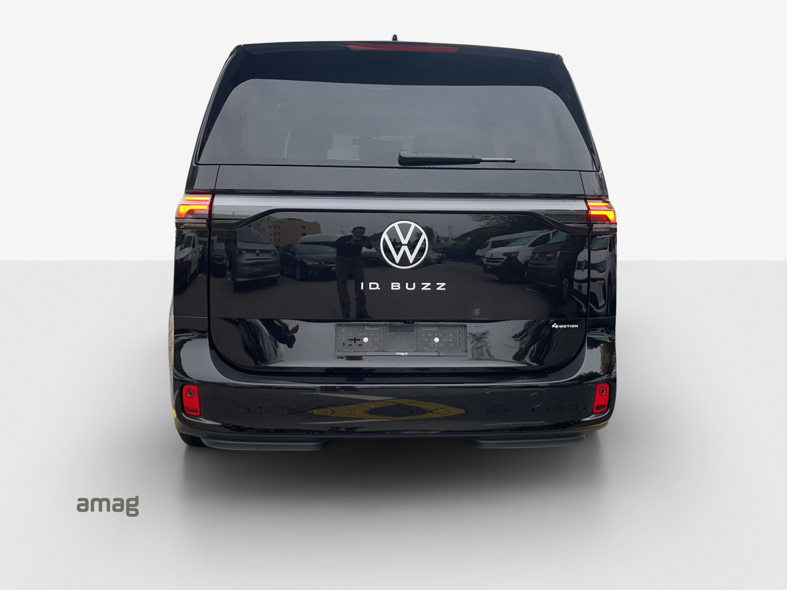 VW ID.Buzz NWB Pro 4 Motion-image-3