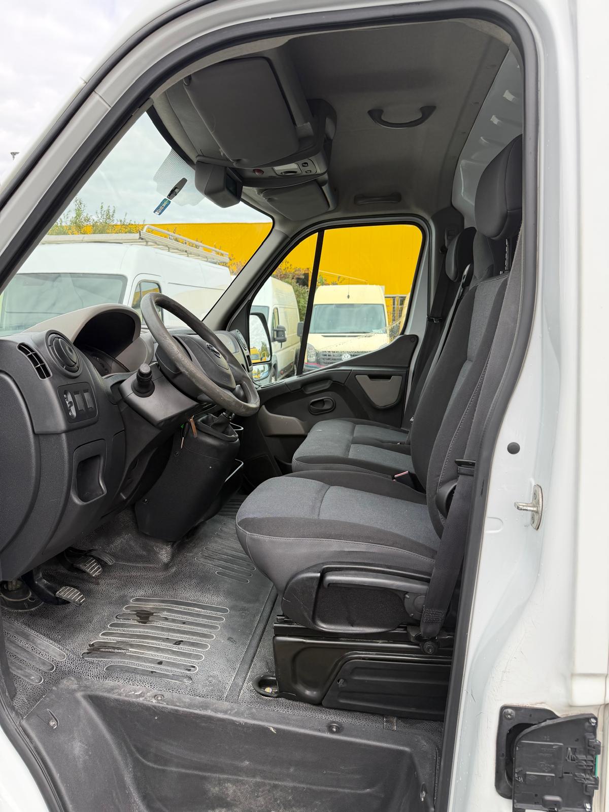 NISSAN NV400 F33.10 L2H2 FWD Pro-image-10