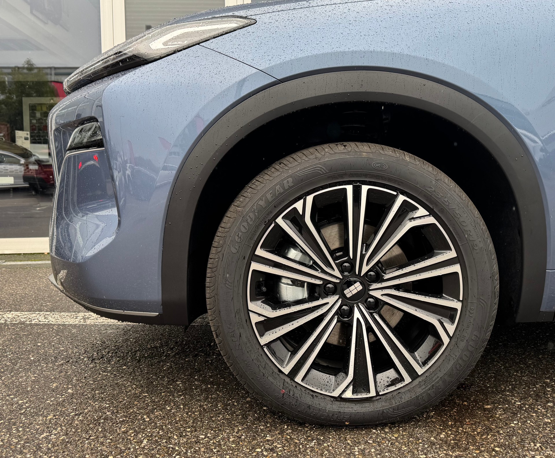 GEELY STARRAY EM-i Max+29.8 kWh glacier blue-image-4