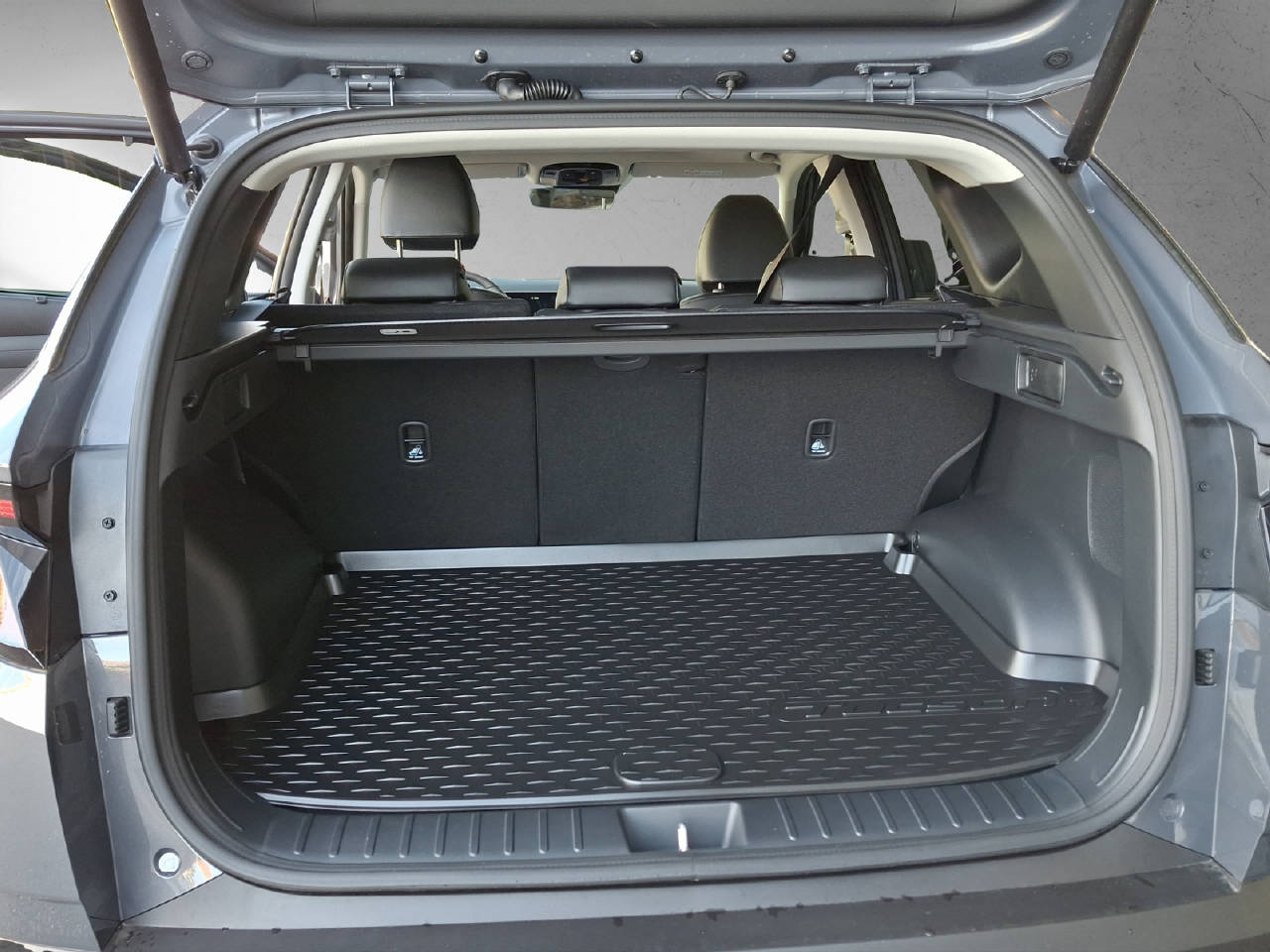 HYUNDAI Tucson 1.6 T-GDi HEV Vertex Sw MY27-image-11